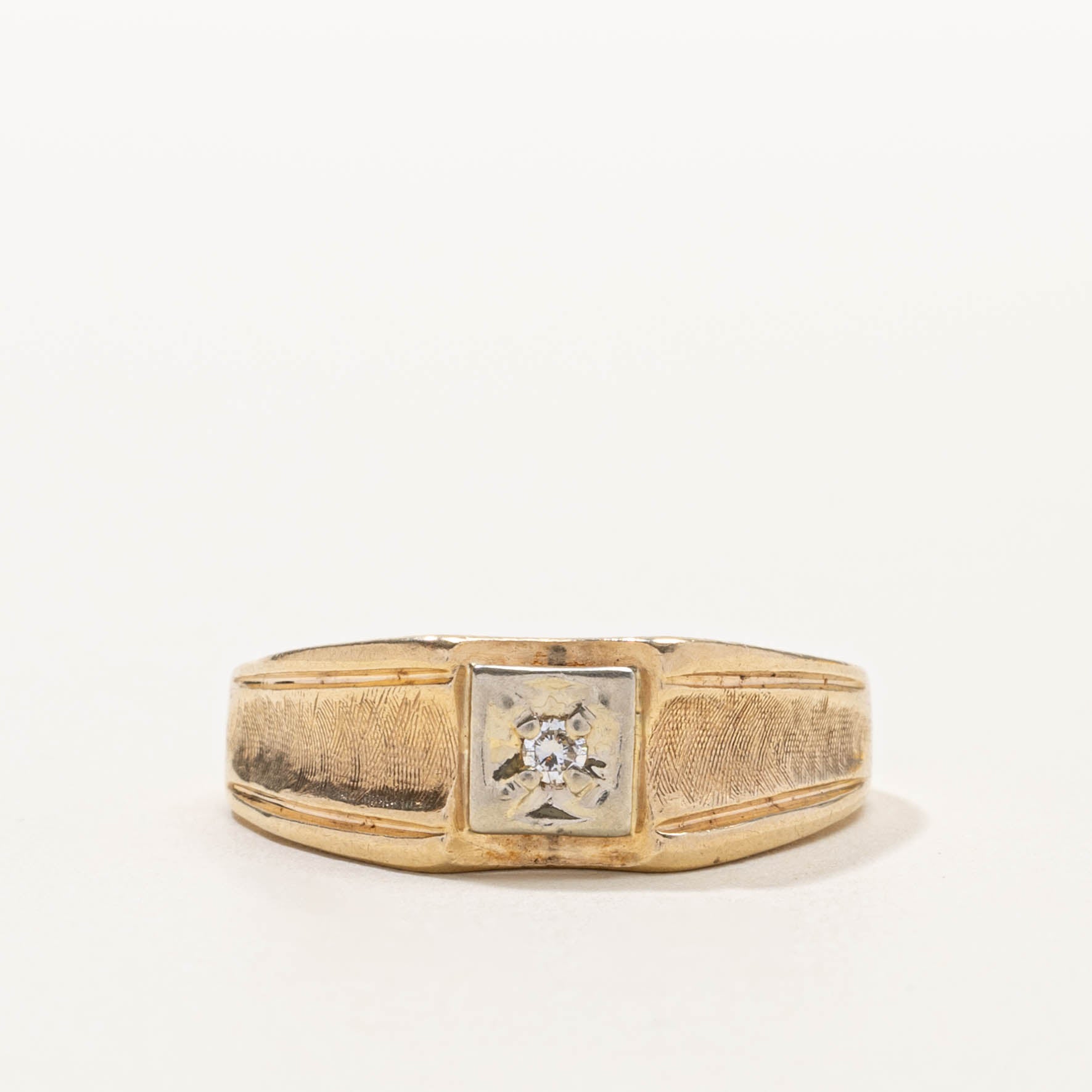 10k Illusion Set Diamond Textured Ring | SZ 11.75