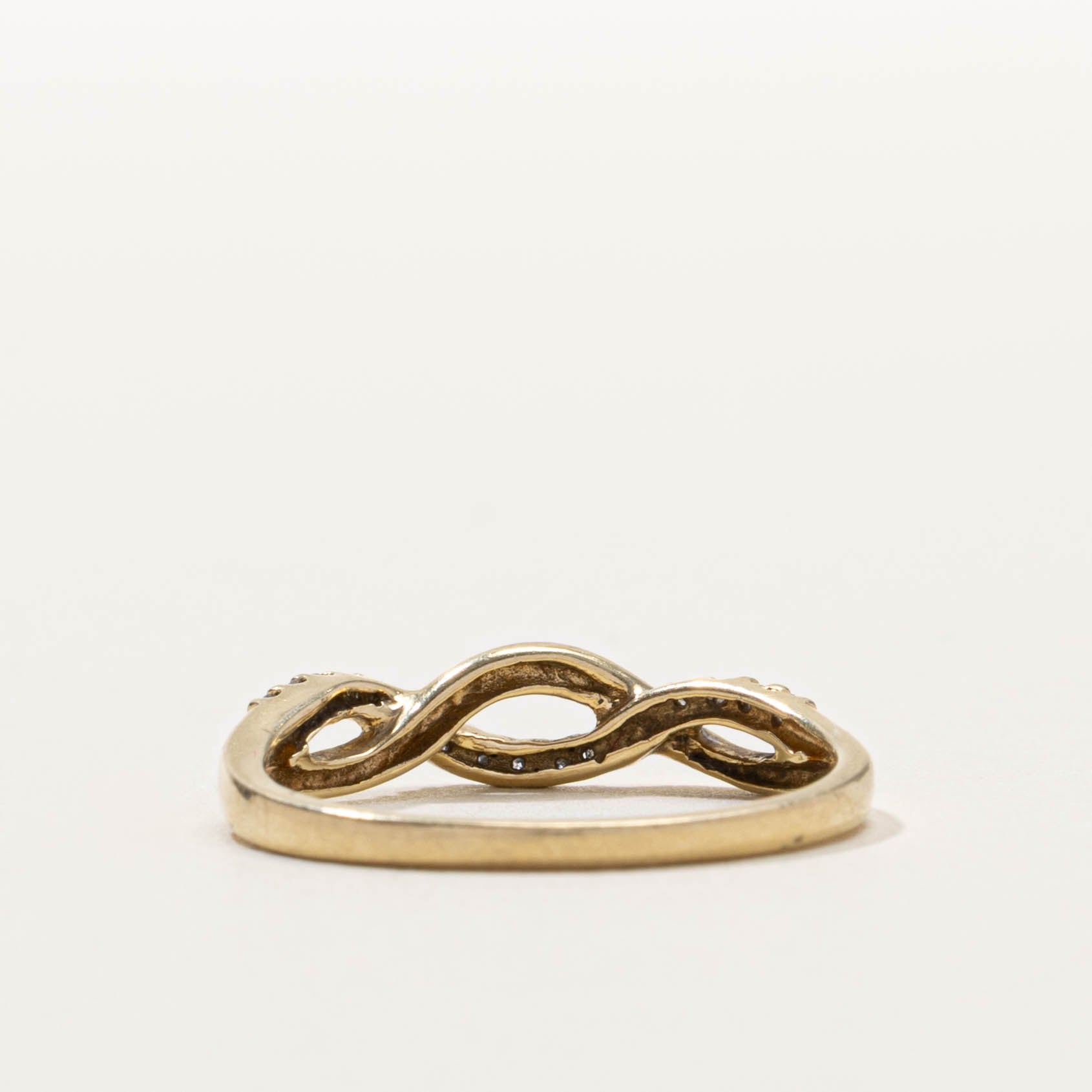 10k Semi-Eternity Diamond Crossover Ring | SZ 7.25