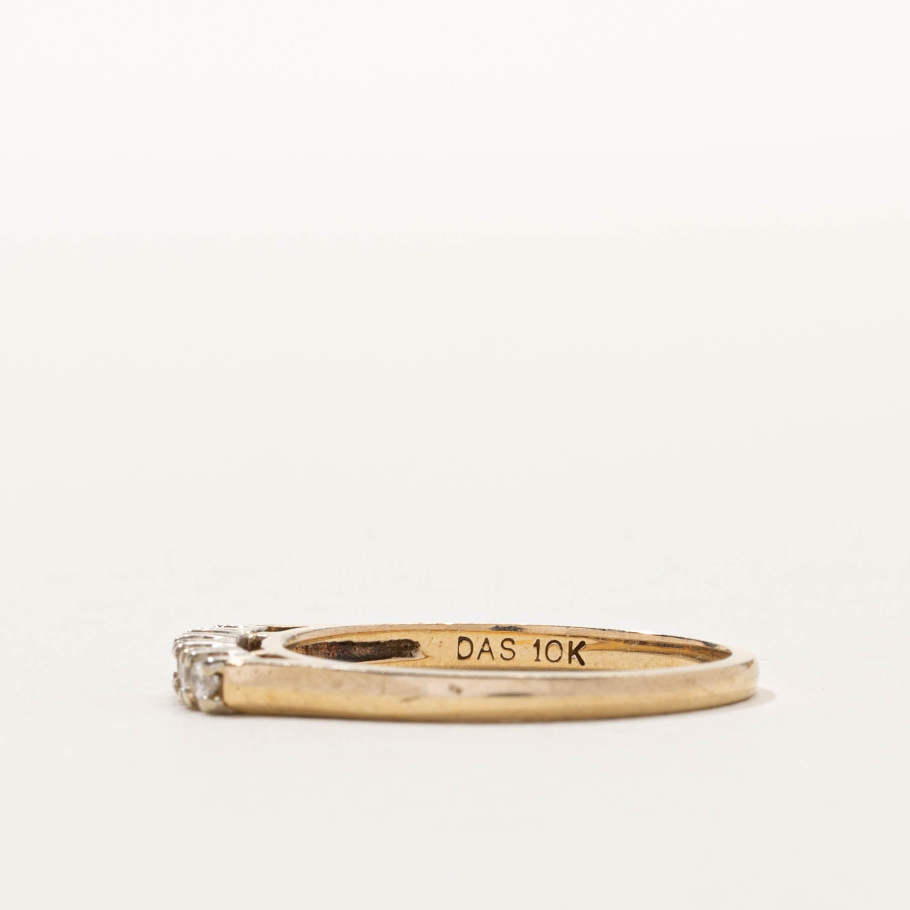 10k Five Stone Diamond Plain Ring | SZ 6.75