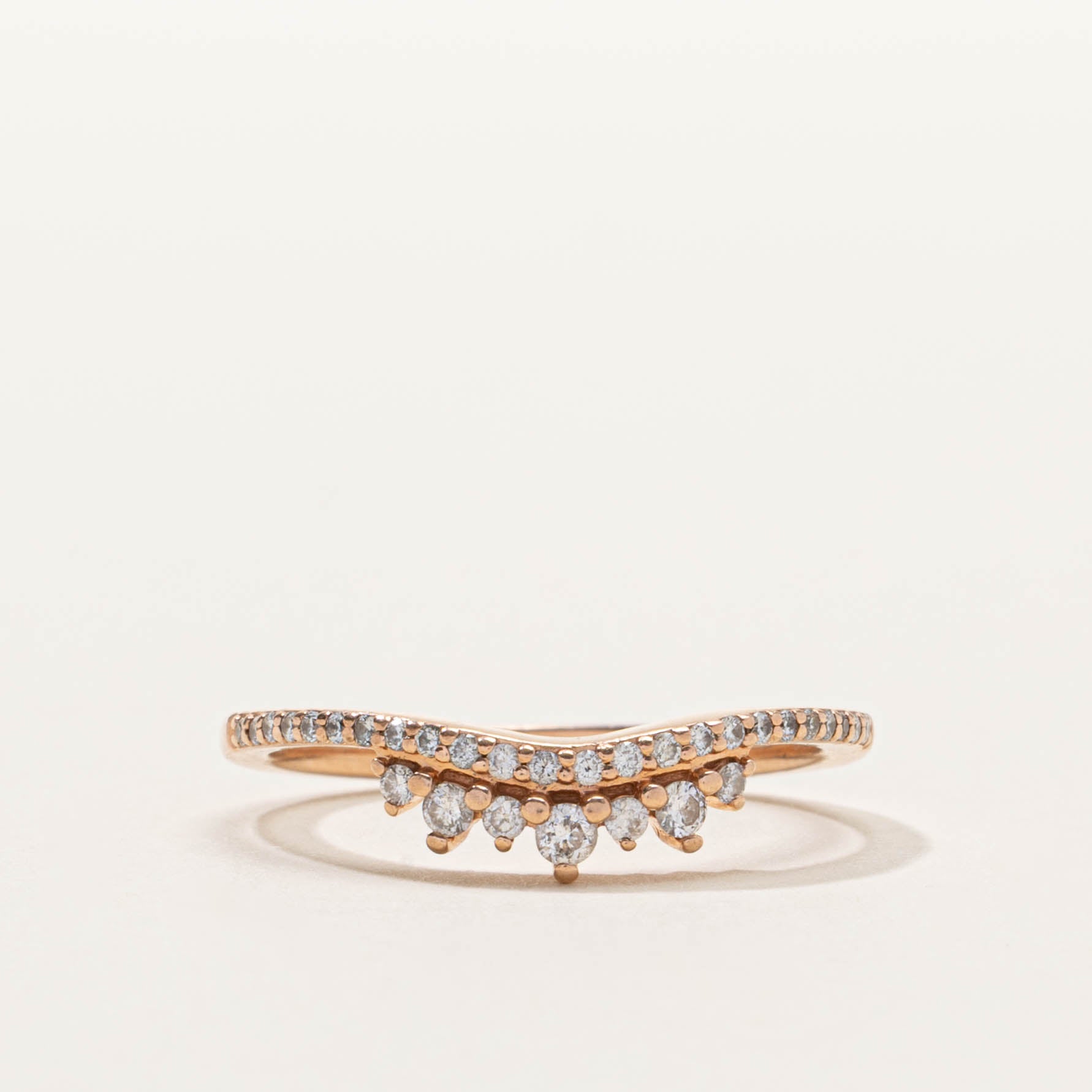 10k Semi-Eternity Diamond Petal Chevron Ring | SZ 7