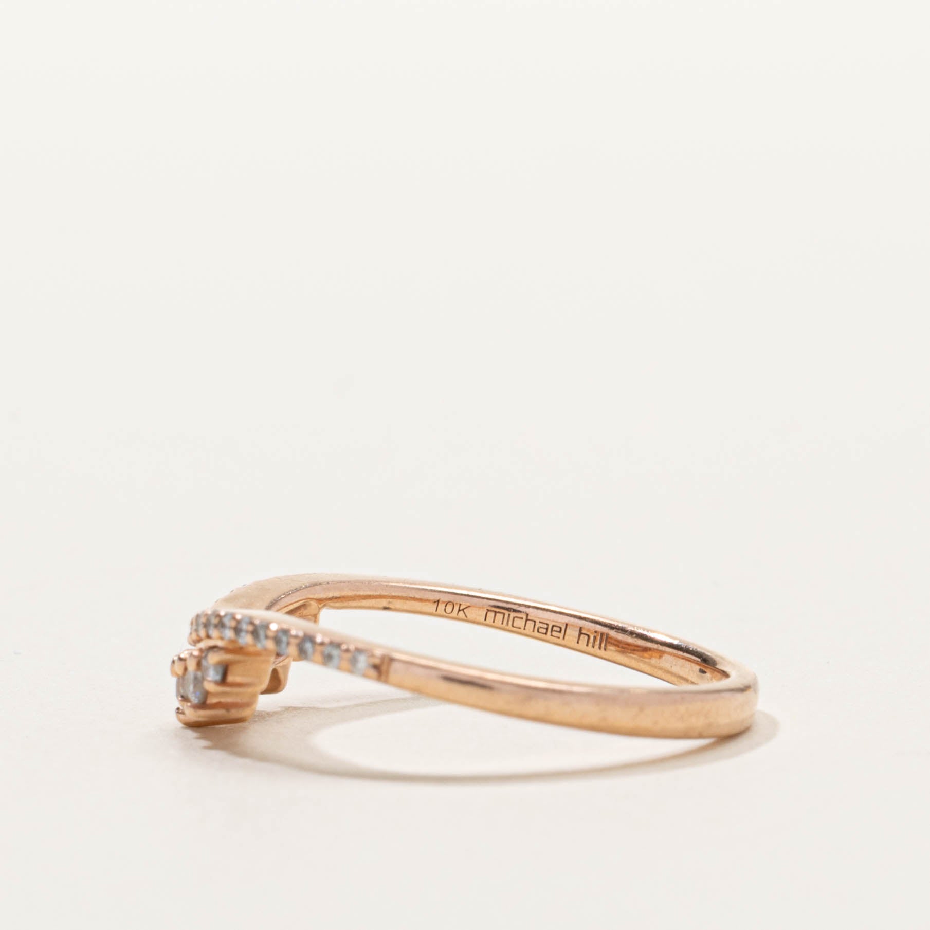 10k Semi-Eternity Diamond Petal Chevron Ring | SZ 7