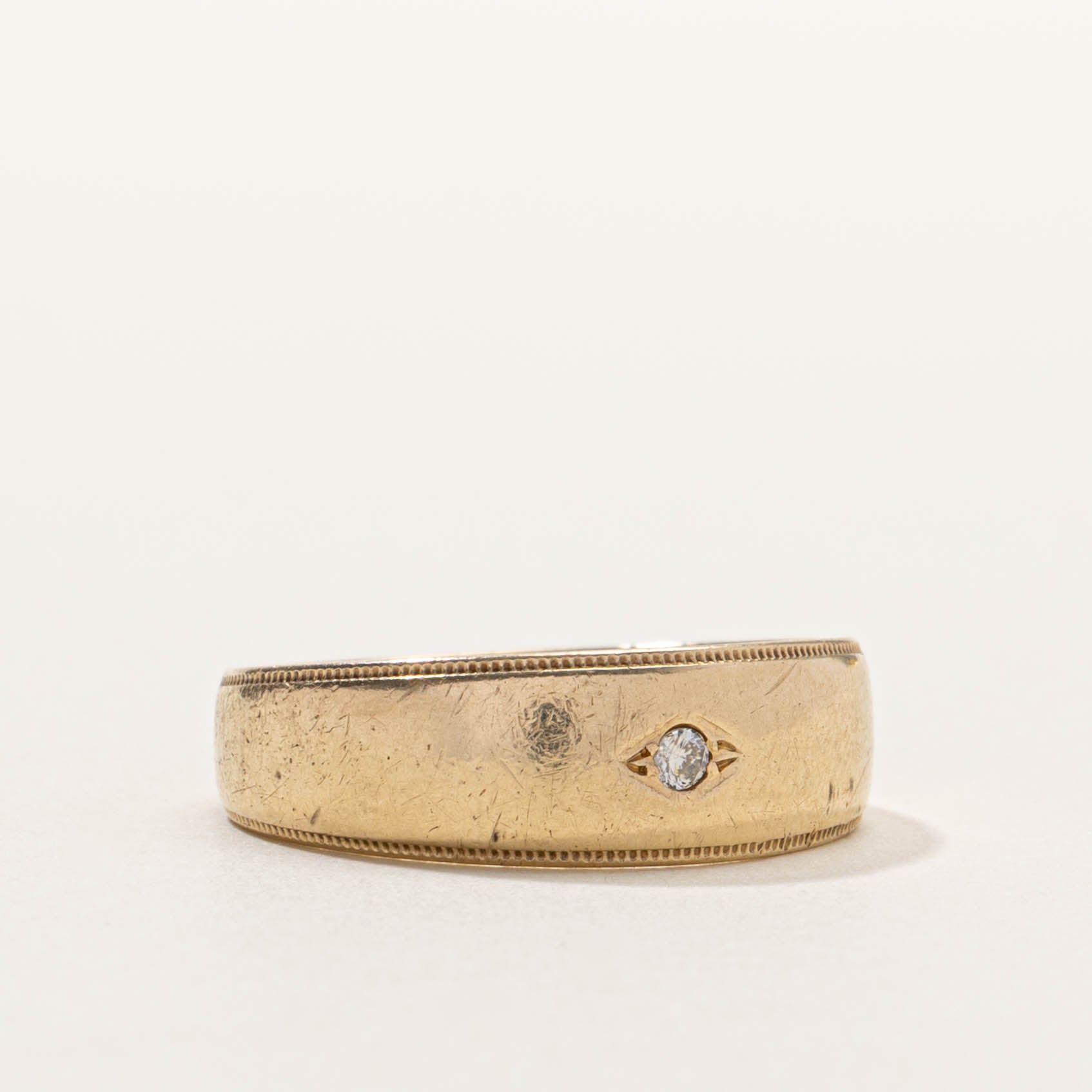 10K Single Stone Diamond Milgrained Band | SZ 9