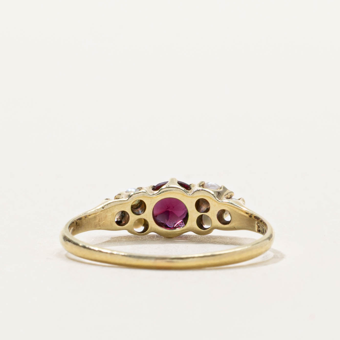 ‘Birks’ 14k Garnet & Seed Pearl Accents Ring | 0.28ct | SZ 4.75