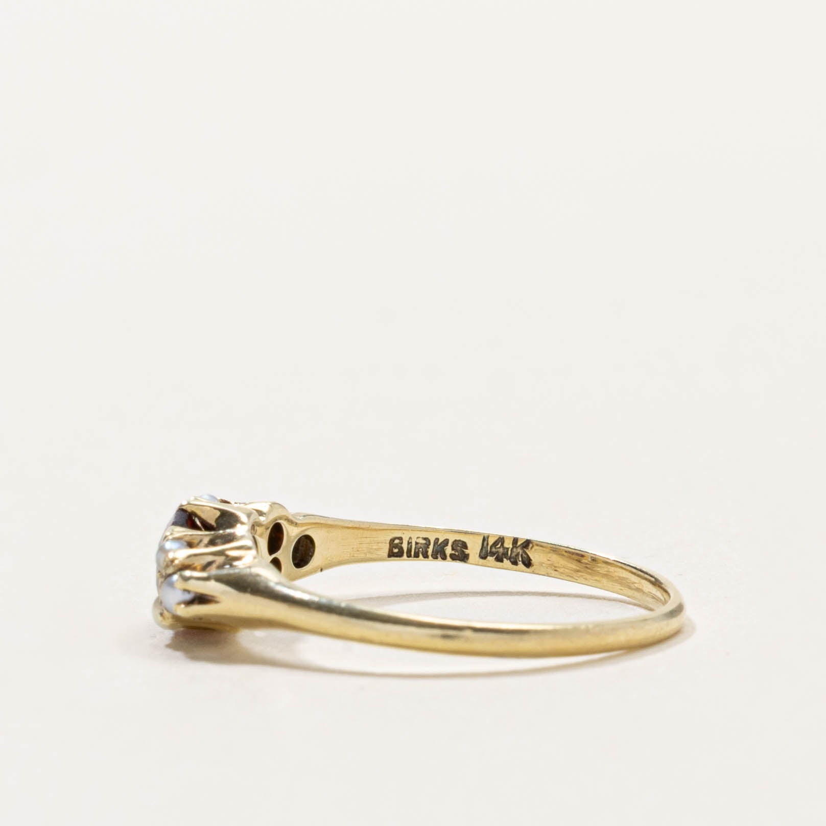 ‘Birks’ 14k Garnet & Seed Pearl Accents Ring | 0.28ct | SZ 4.75