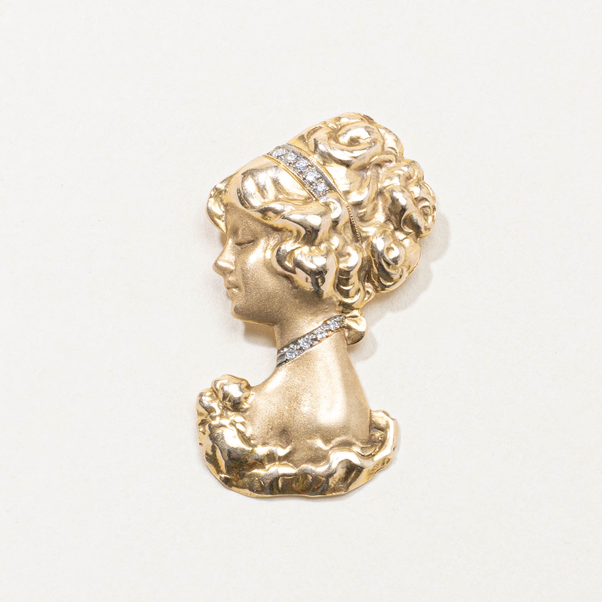 14k Art Nouveau Diamond Human Profile Pendant | 0.07ctw