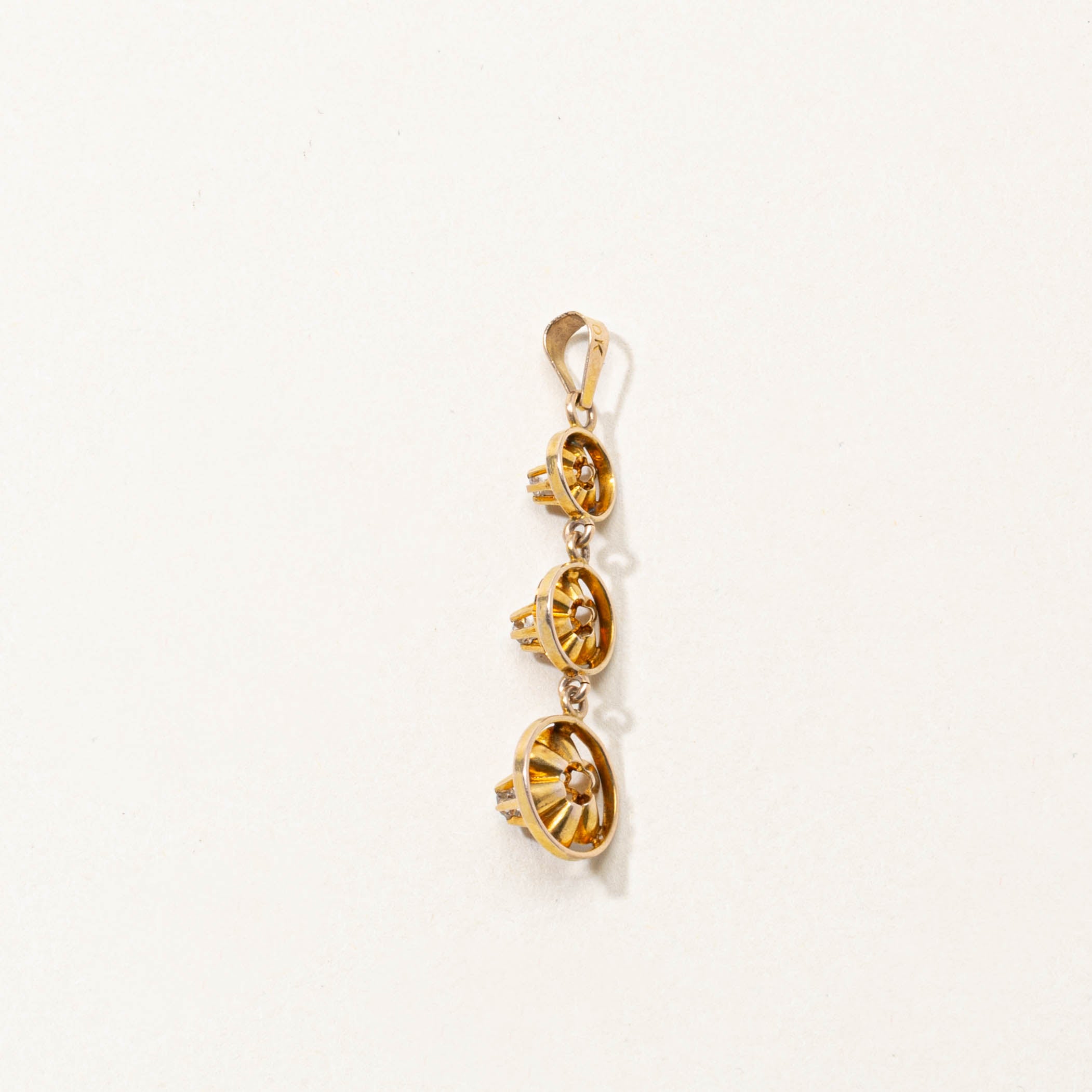 10k Belcher Set Diamond Drop Pendant | 0.11ctw