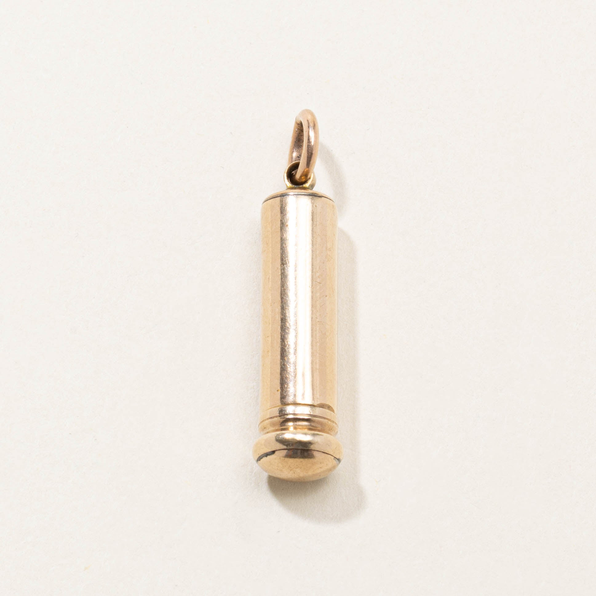 9k Retractable Pencil Pendant