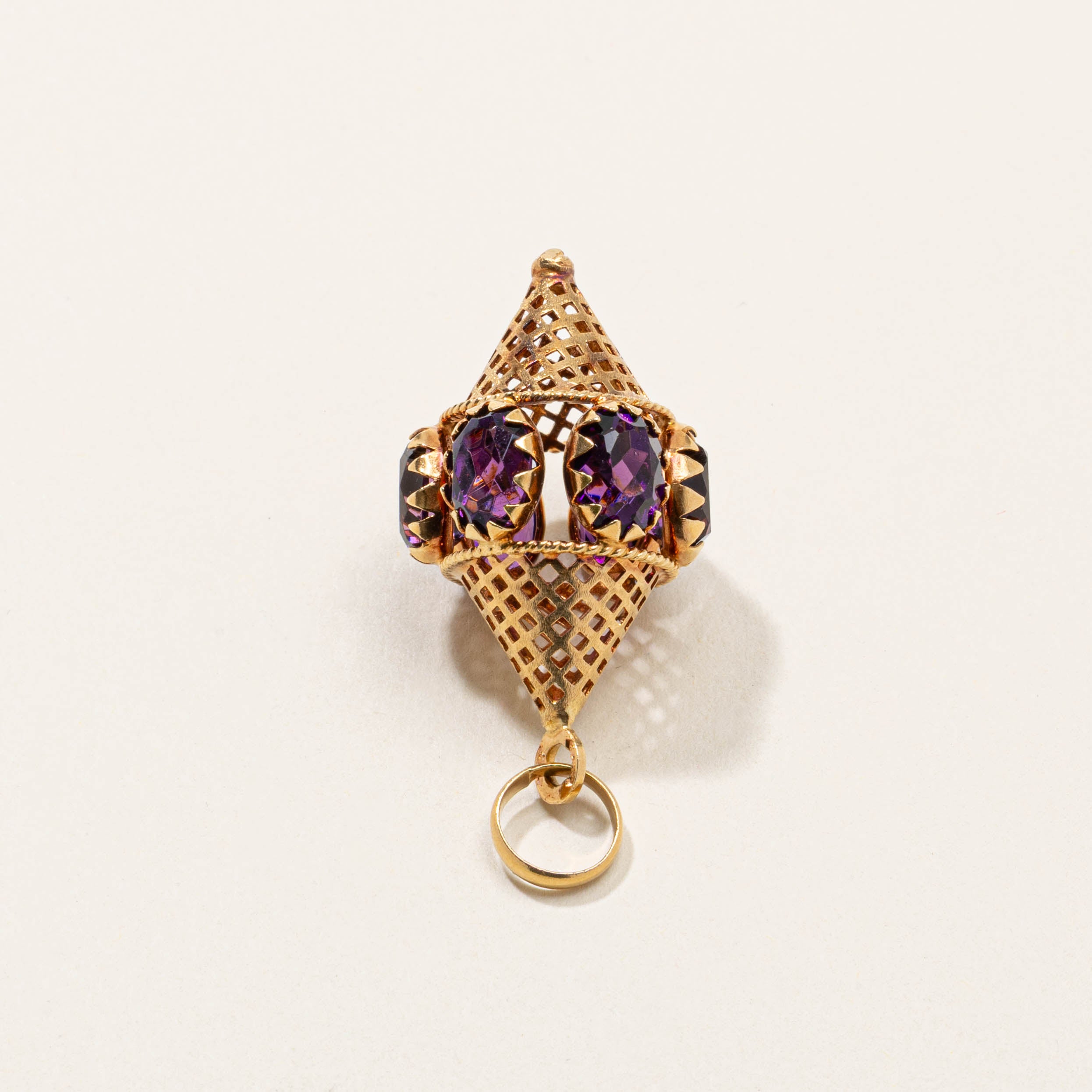 Vintage Italian Purple Glass Openwork Rope Pendant | 8.00ctw
