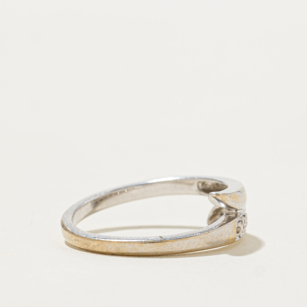 18k Accent Diamond Bypass Ring | SZ 4.5