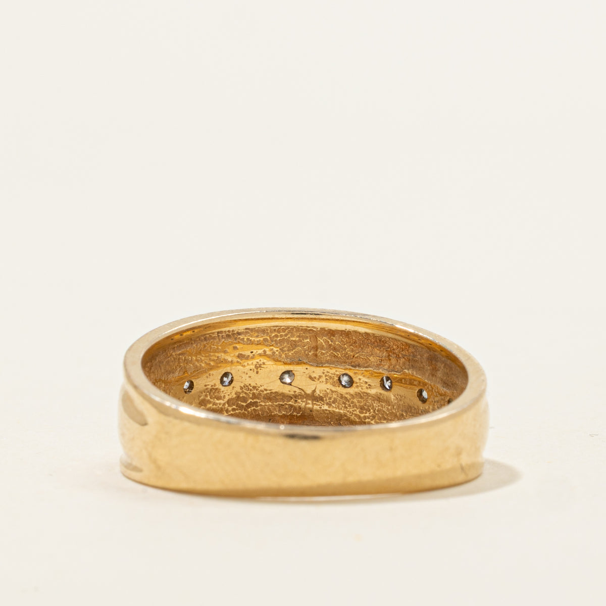 14k Semi Eternity Flush Set Diamond Wave Grooved Band | SZ 6.5