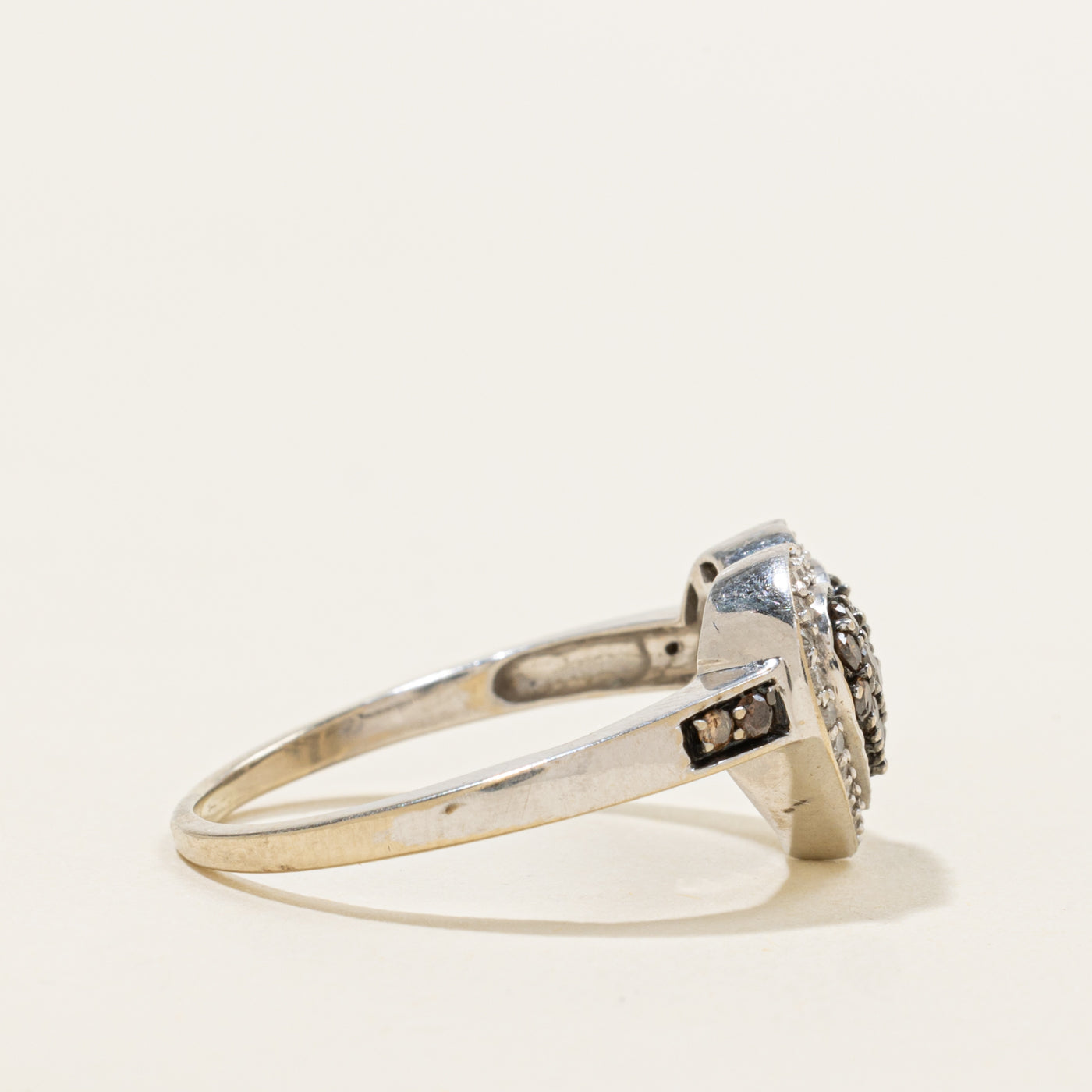 14k Pave Set Diamond Cluster Halo Heart Ring | SZ 8.5