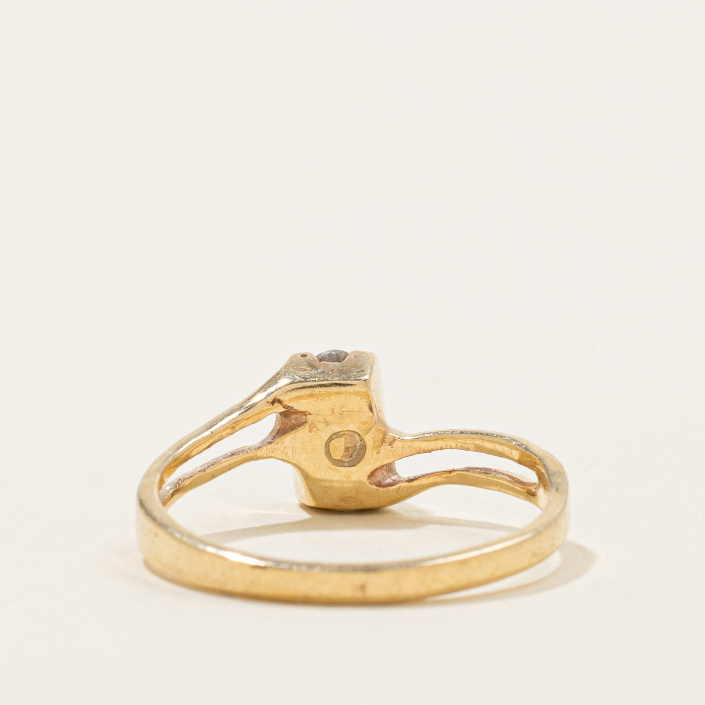 14k Three Stone Channel Set Diamond Bypass Ring | SZ 5.75