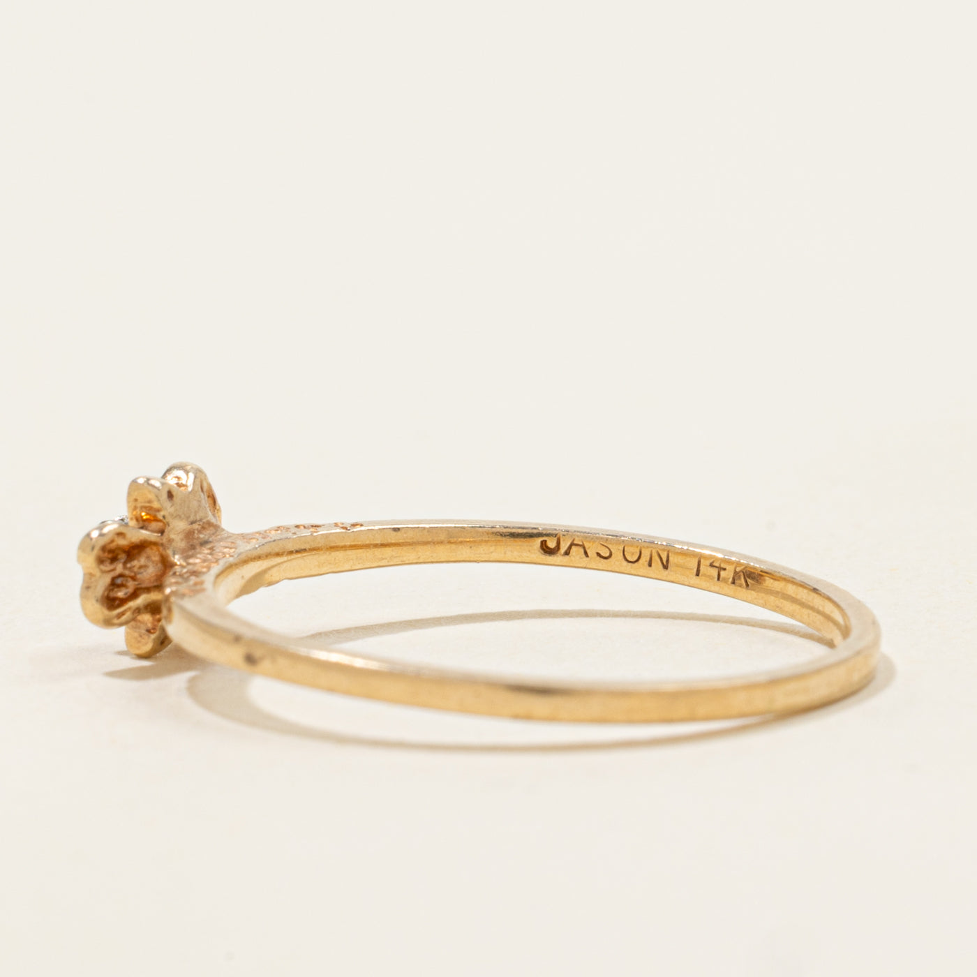 14k Diamond Textured Petite Floral Ring | SZ 7.75