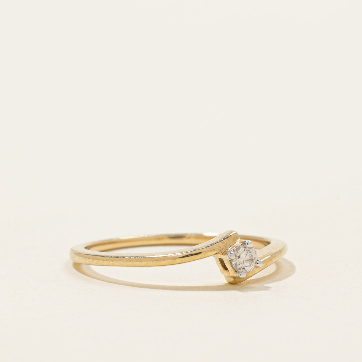 10k Solitaire Diamond Petite Bypass Ring | SZ 6.5