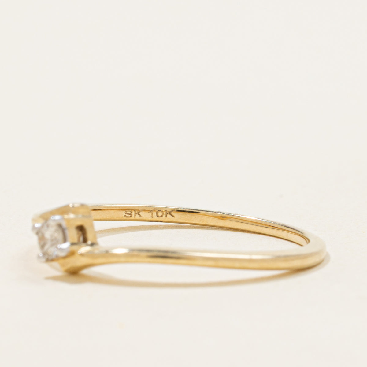10k Solitaire Diamond Petite Bypass Ring | SZ 6.5