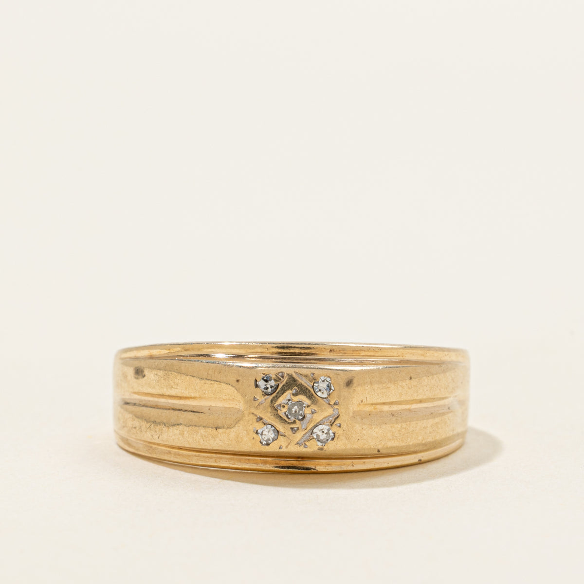 10k Diamond Cluster Grooved Band | SZ 9