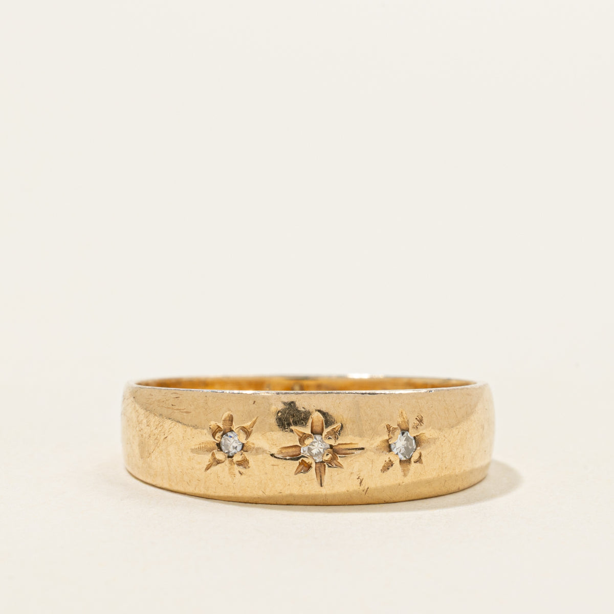 10k Star Set Three Stone Diamond Band | SZ 9.25