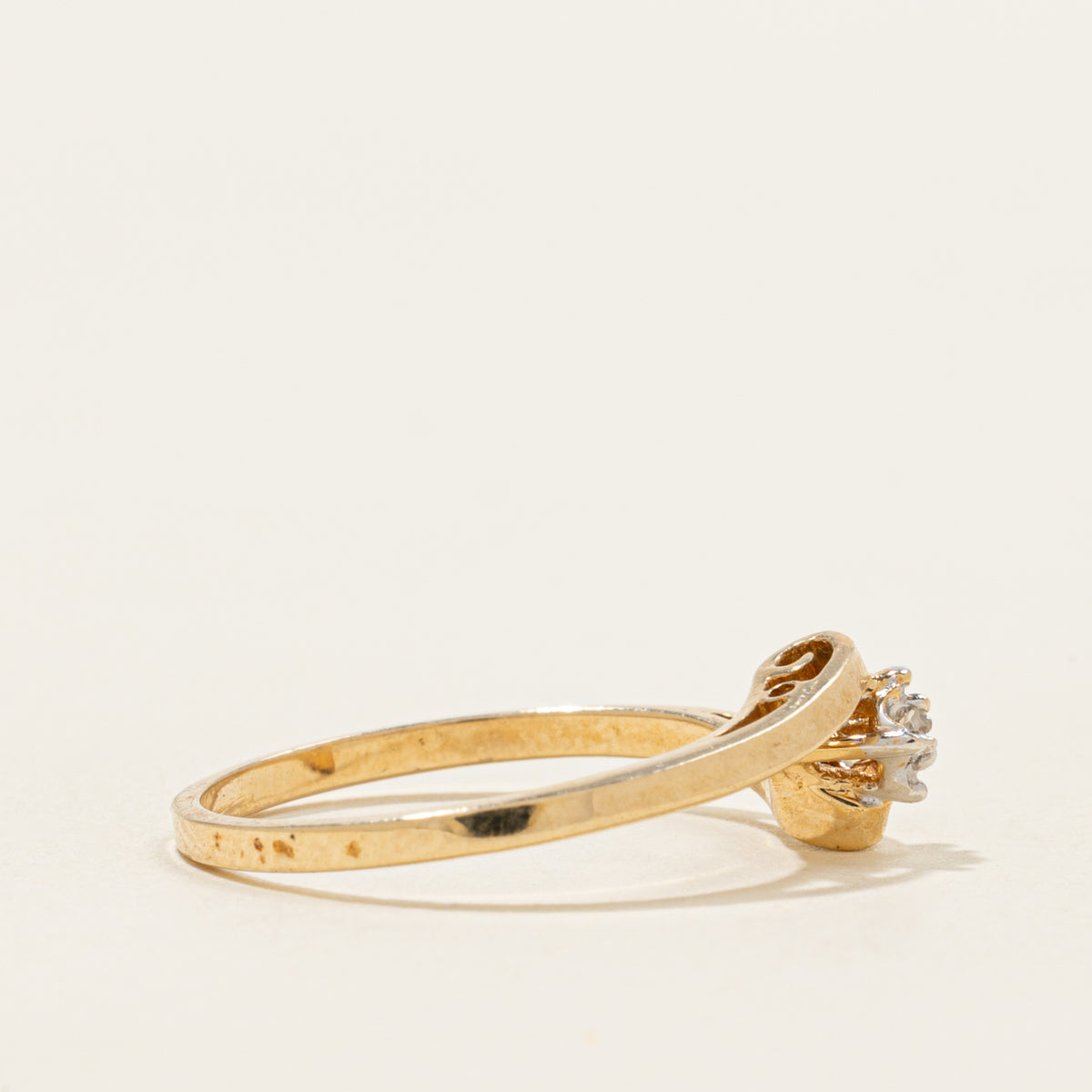 10k Illusion Set Diamond Bypass Ring | SZ 6.5
