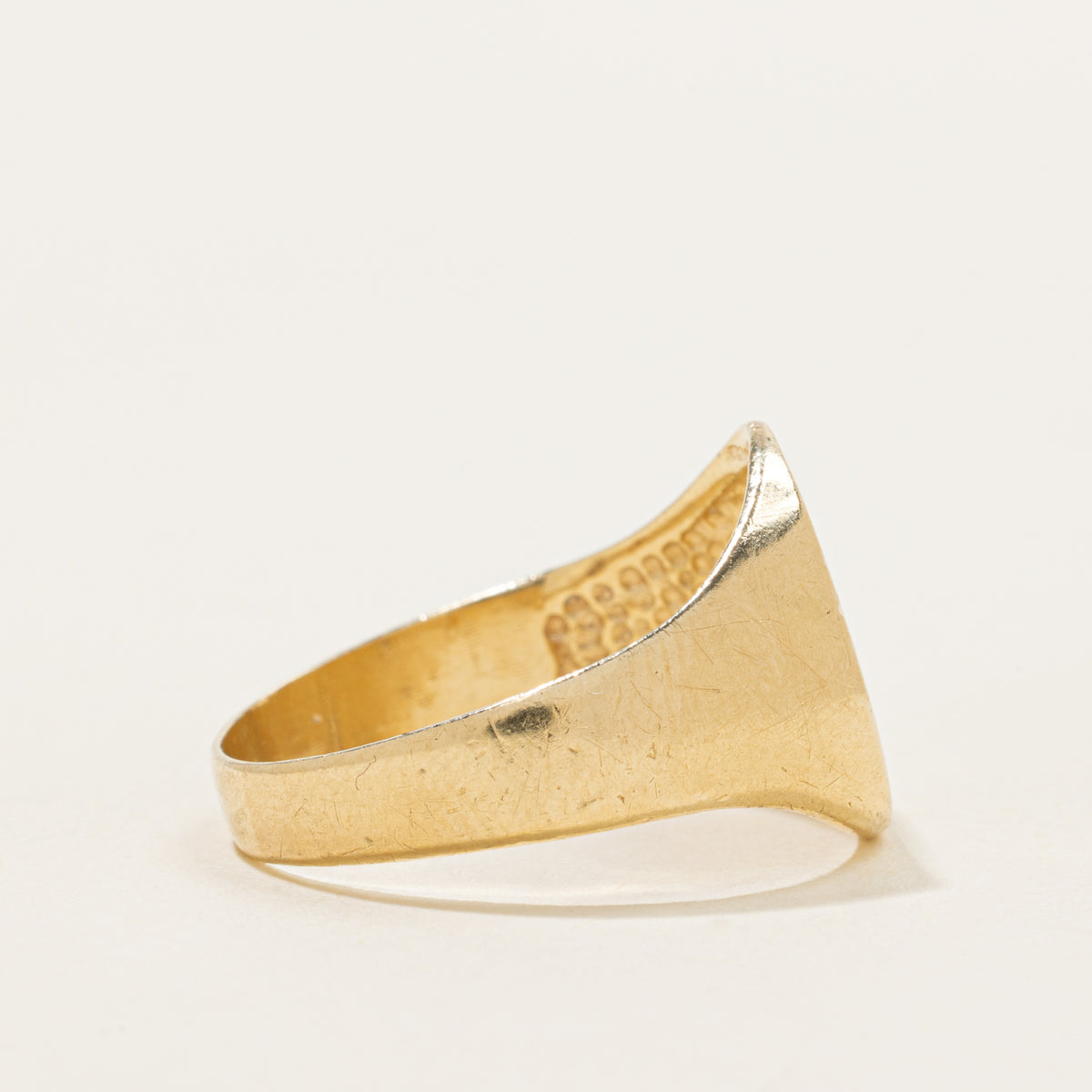 10k Star Set Diamond Oval Signet Ring | SZ 11.25