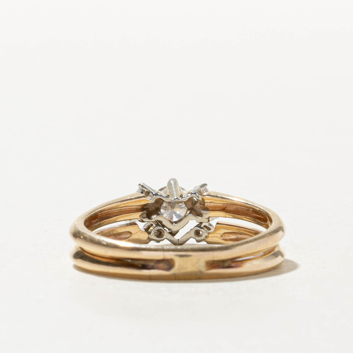 Diamond Cluster Accented Soldered Wedding Ring Set | 0.26ct VS2 I/J, 0.11ctw | SZ 7.5