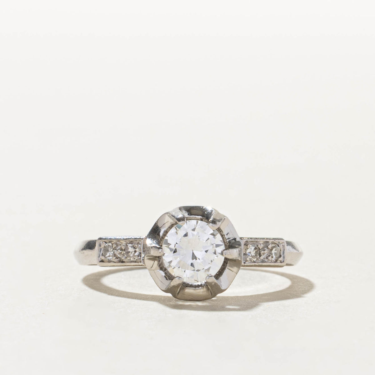 900 Platinum Belcher Set Diamond Accented Ring | 0.58ct VS2 H/I, 0.06ctw | SZ 7