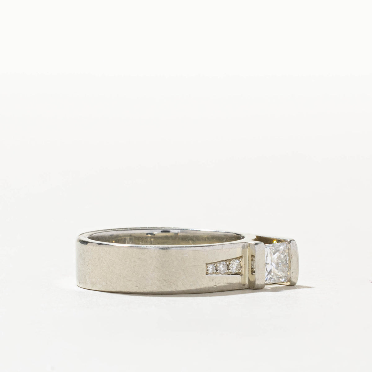 19k Channel Set Princess Cut Diamond Angled Ring | 0.52ct SI1 H, 0.03ctw | SZ 7.25