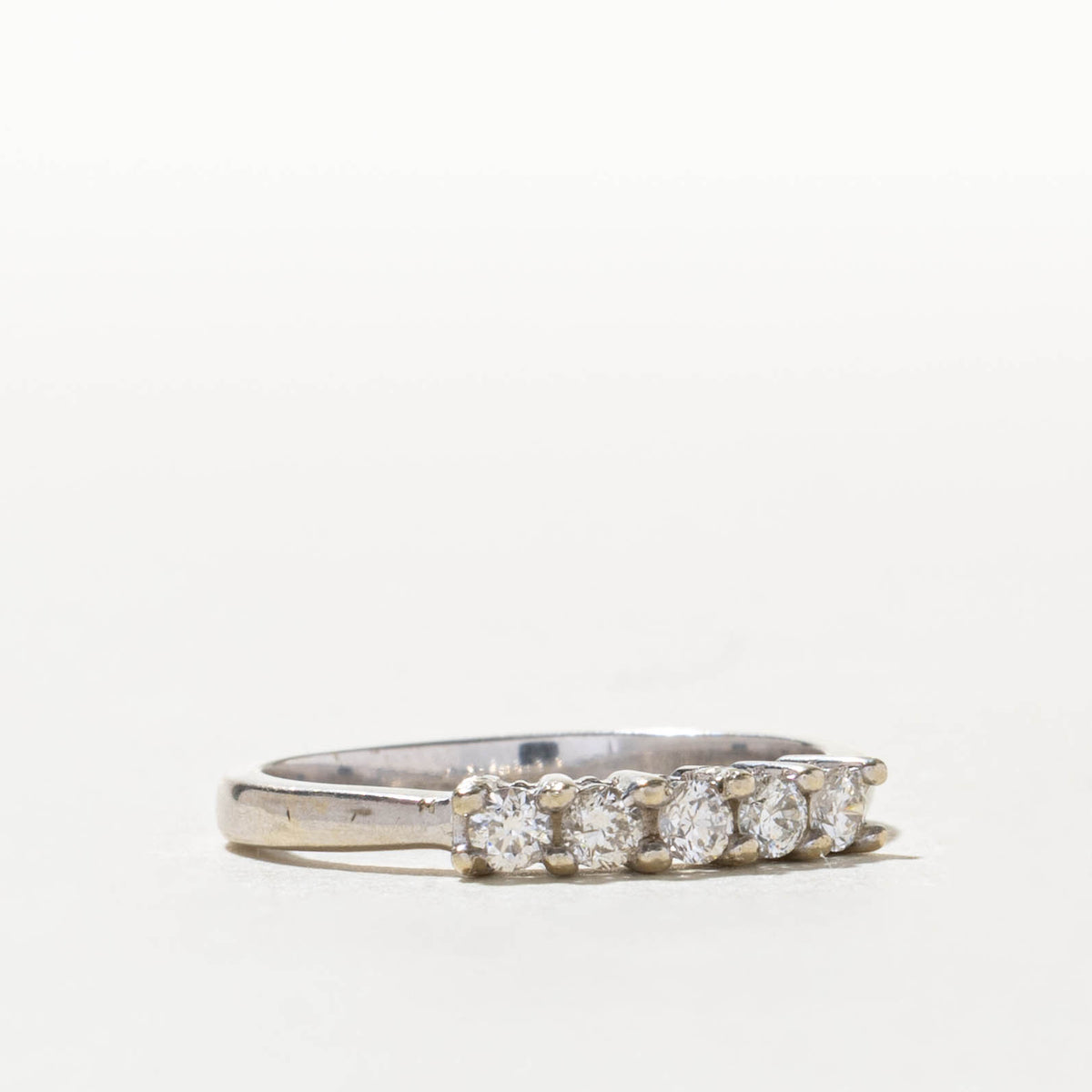 14k Five Stone Diamond Band | 0.25ctw | 2.90mm | SZ 6.25