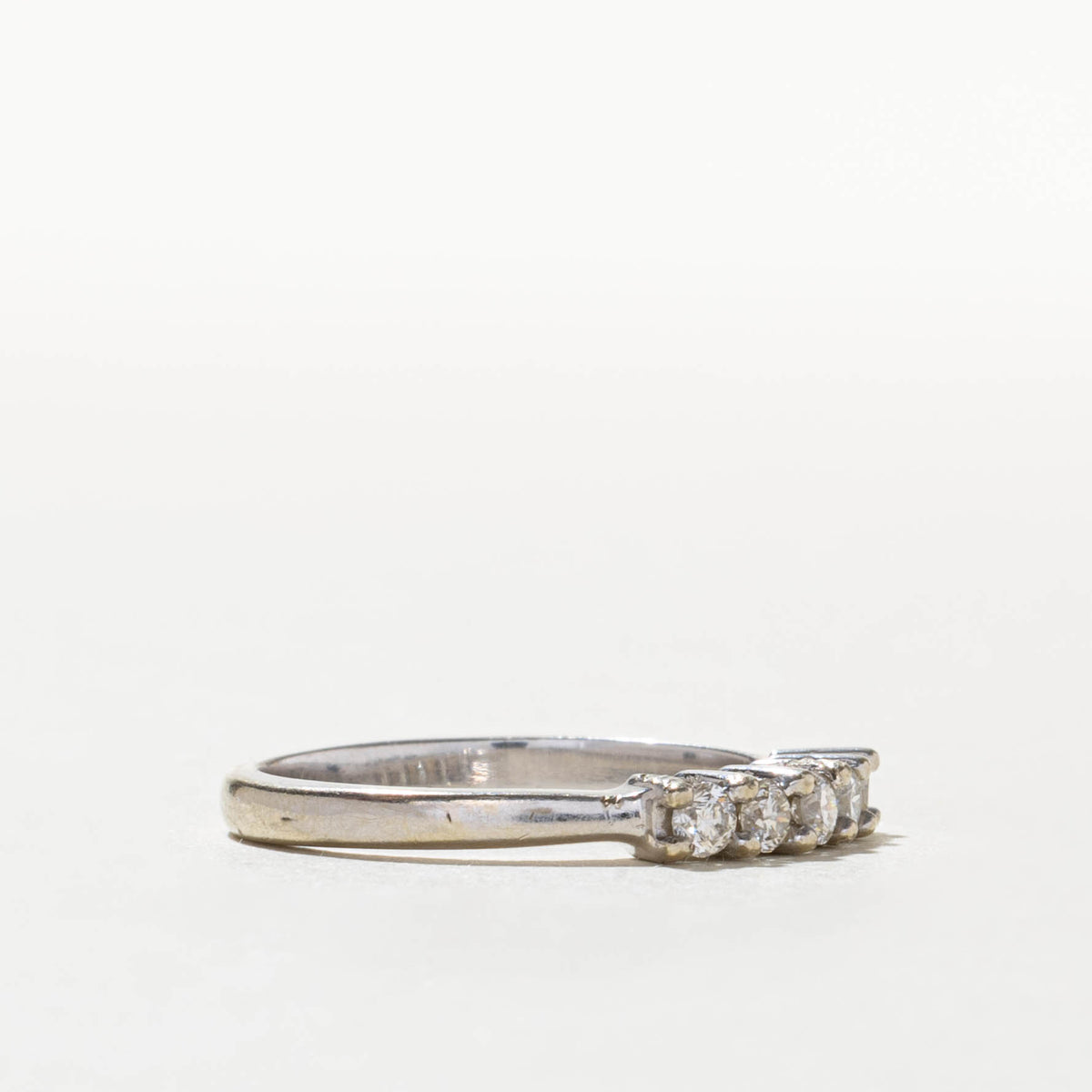 14k Five Stone Diamond Band | 0.25ctw | 2.90mm | SZ 6.25