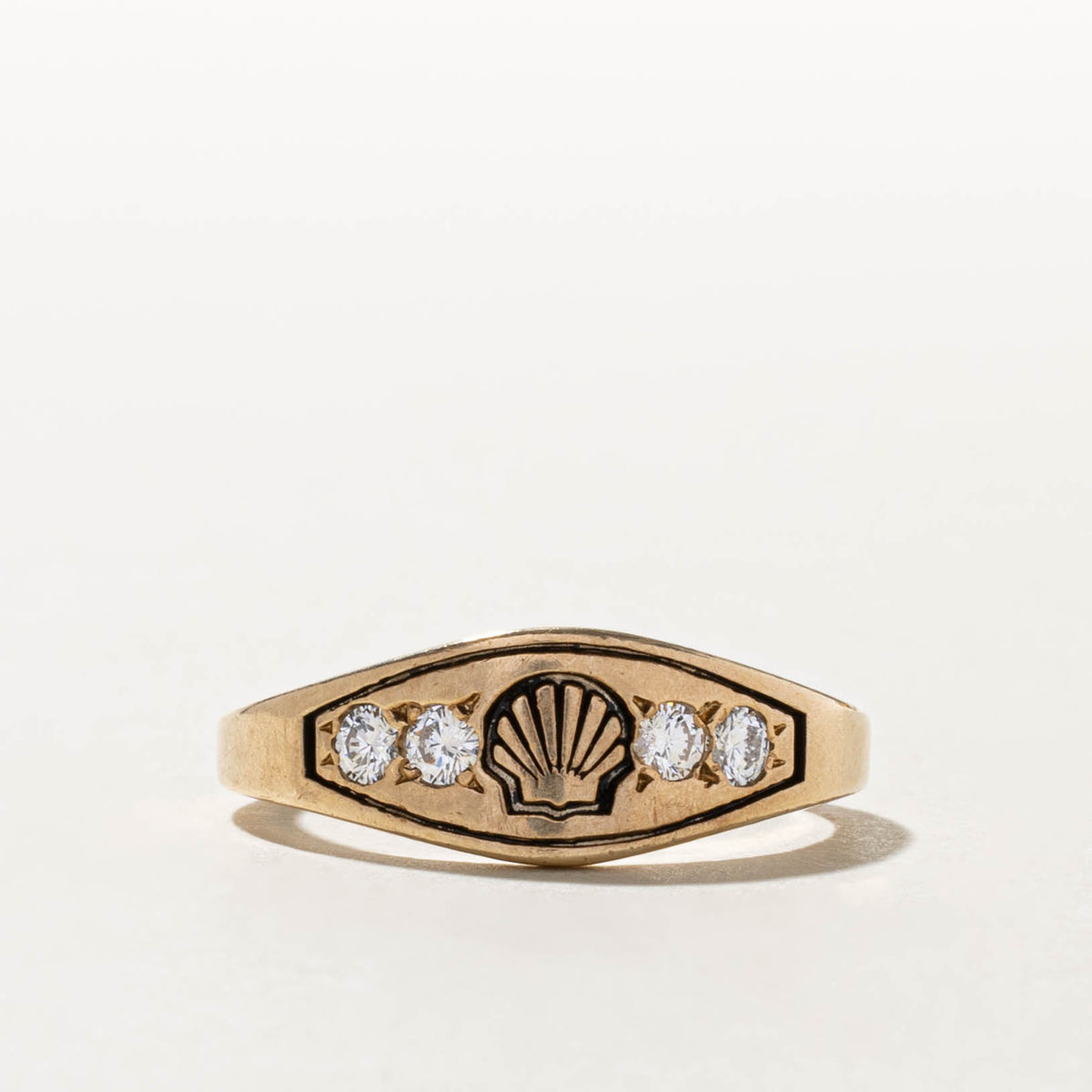 10k Four Stone Diamond Engraved Shell Signet Ring | 0.25ctw | SZ 8.5