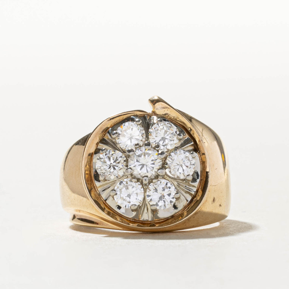 10k Illusion Set Diamond Cluster Cocktail Ring | 1.00ctw | SZ 3.75