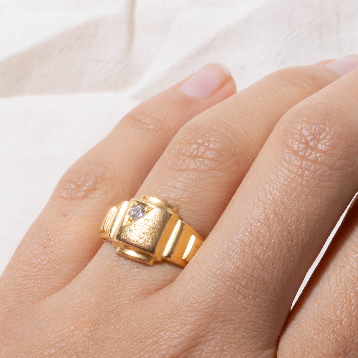 22k Star Set Old European Cut Diamond "SL" Initial Signet Ring | 0.10ct | SZ 7