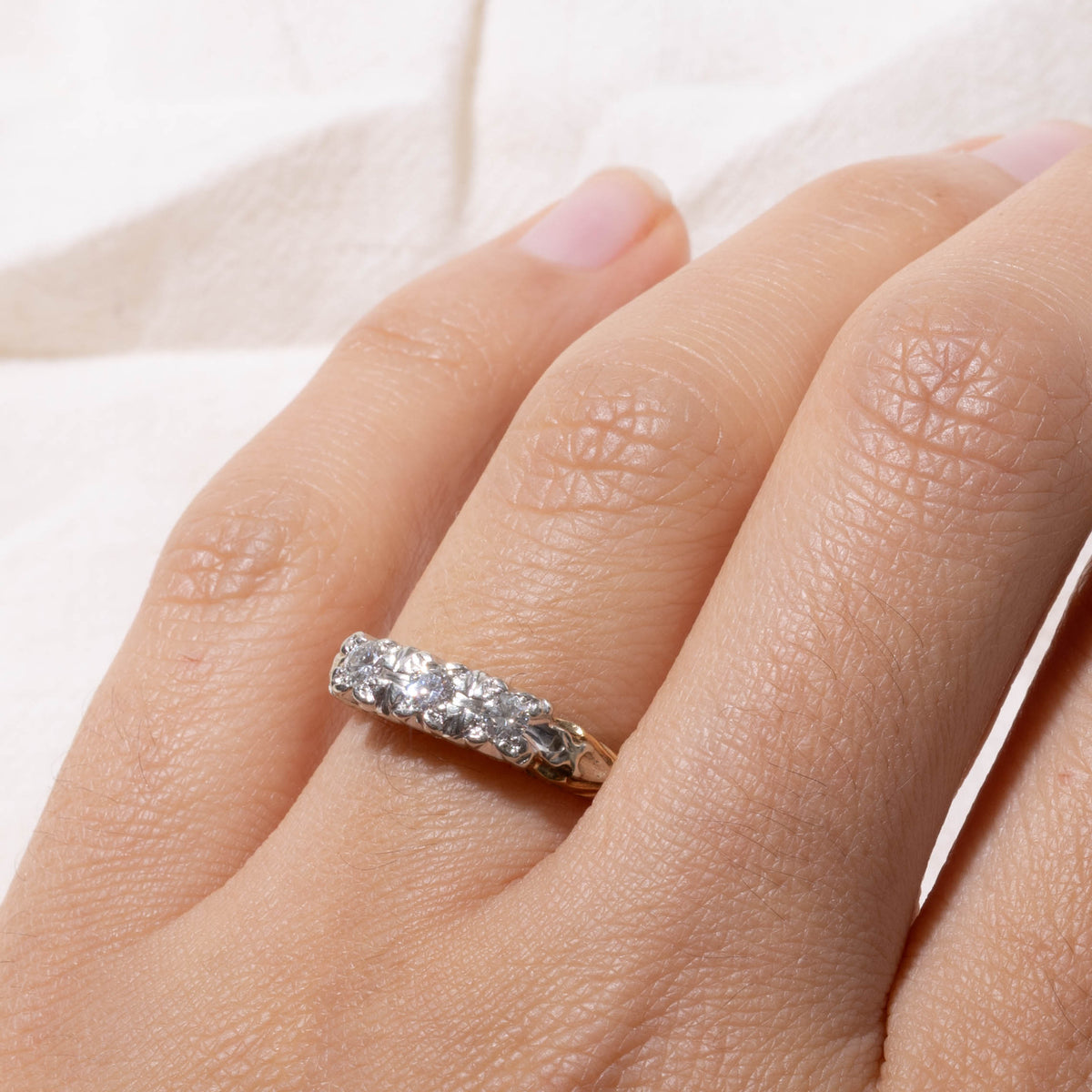 14k Two Tone Illusion Set Three Stone Diamond Ring | 0.22ctw | SZ 5.25