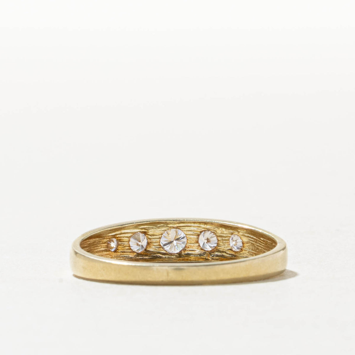 14k Flush Set Five Stone Diamond Band | 0.25ctw | 4.20mm | SZ 8
