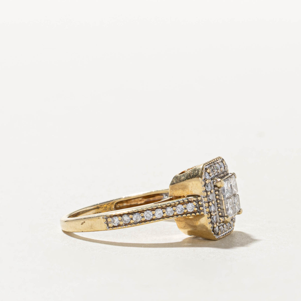 10k Illusion Set Princess Cut Diamond Halo Ring | 0.65ctw | SZ 7