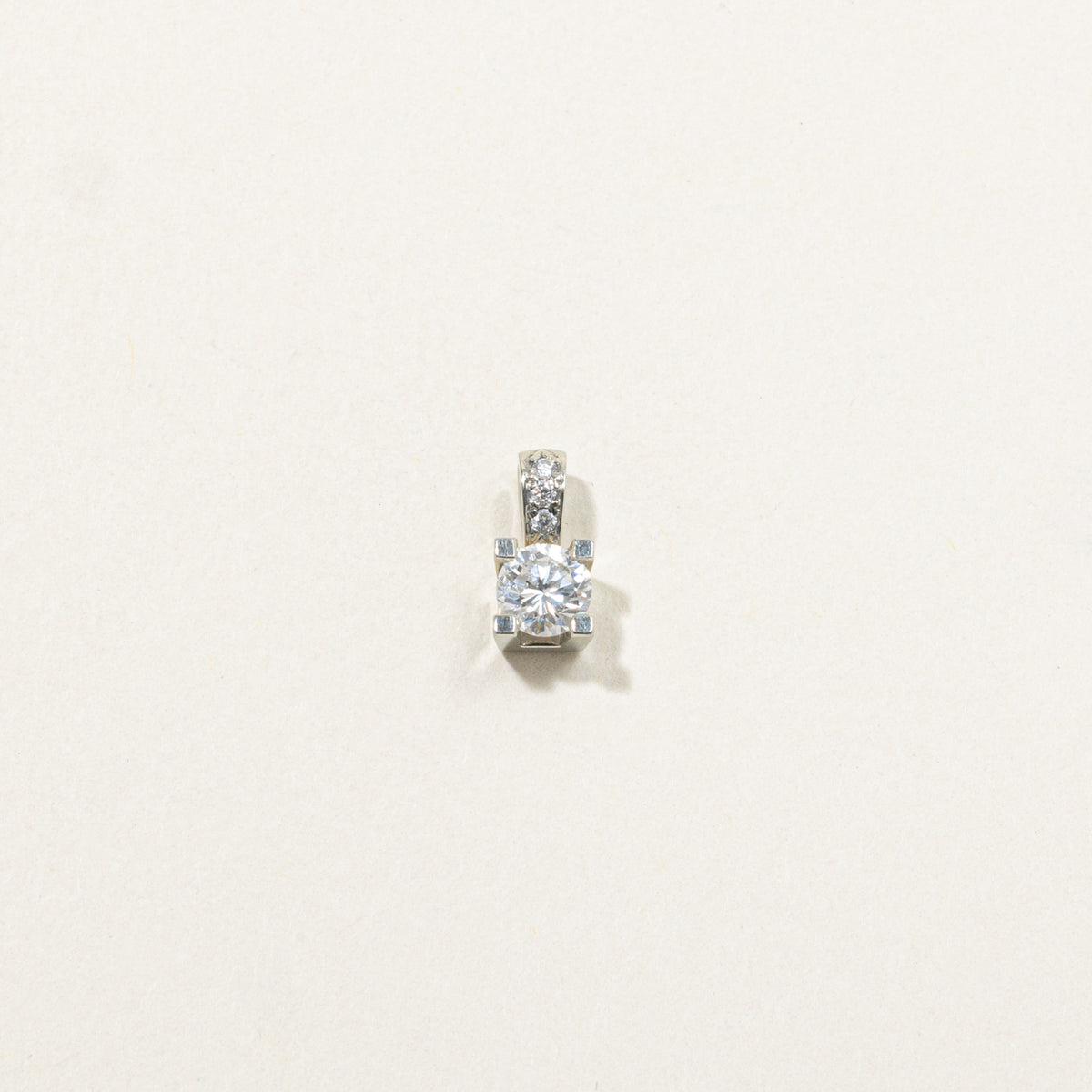 18k White Gold Diamond Pendant | 0.51ctw