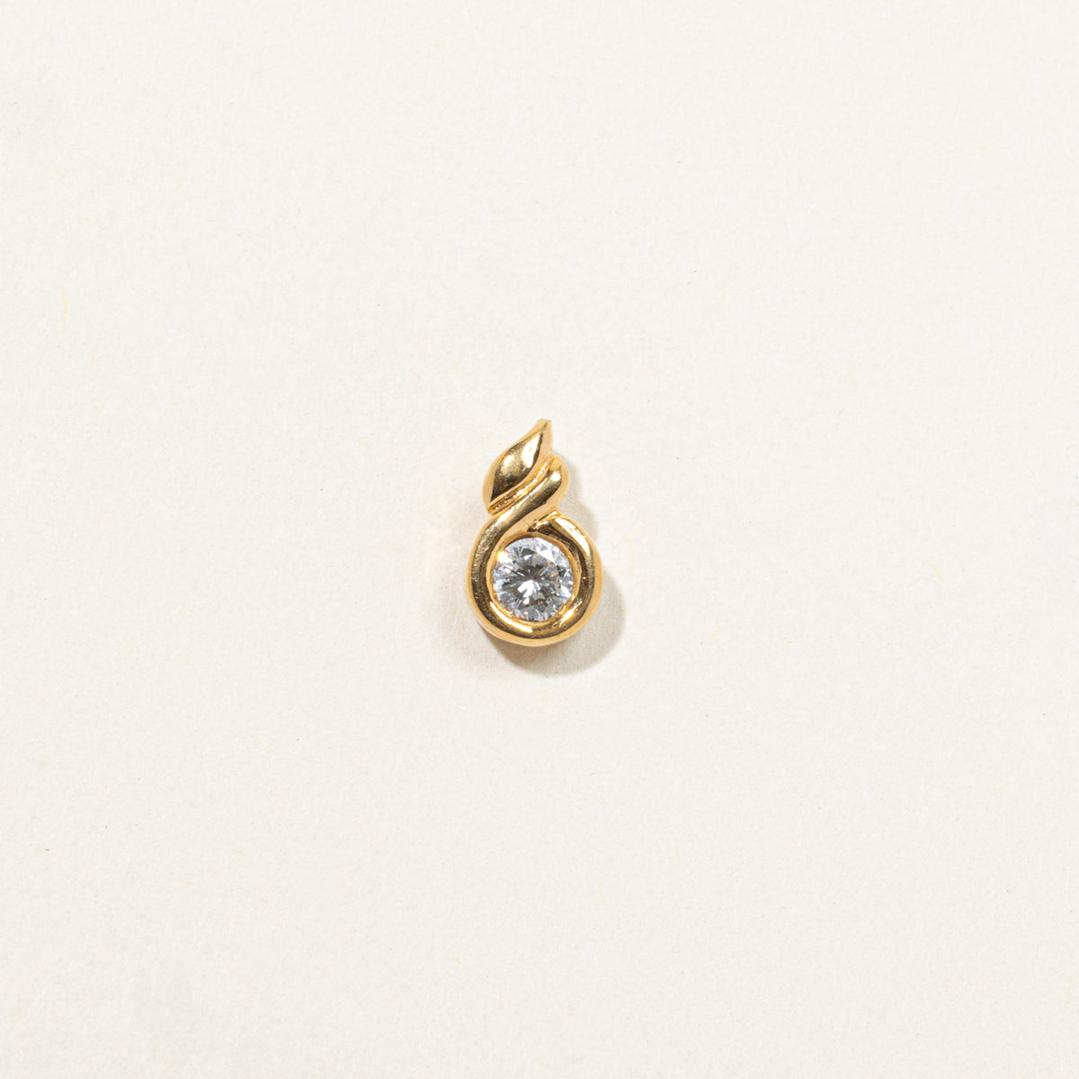 18k Solitaire Diamond Pendant | 0.35ct
