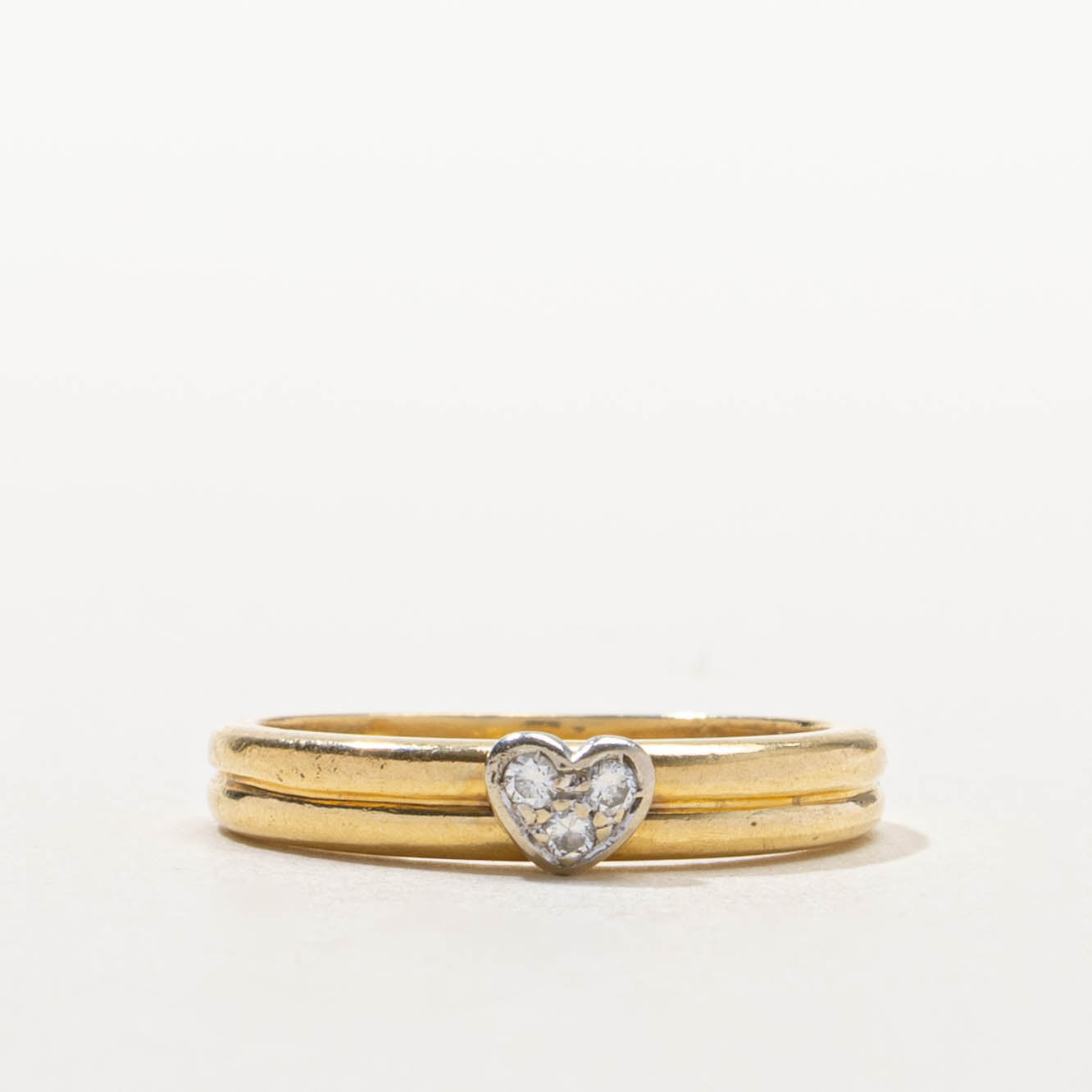 18k Diamond Heart Cluster Grooved Ring | SZ 6.75