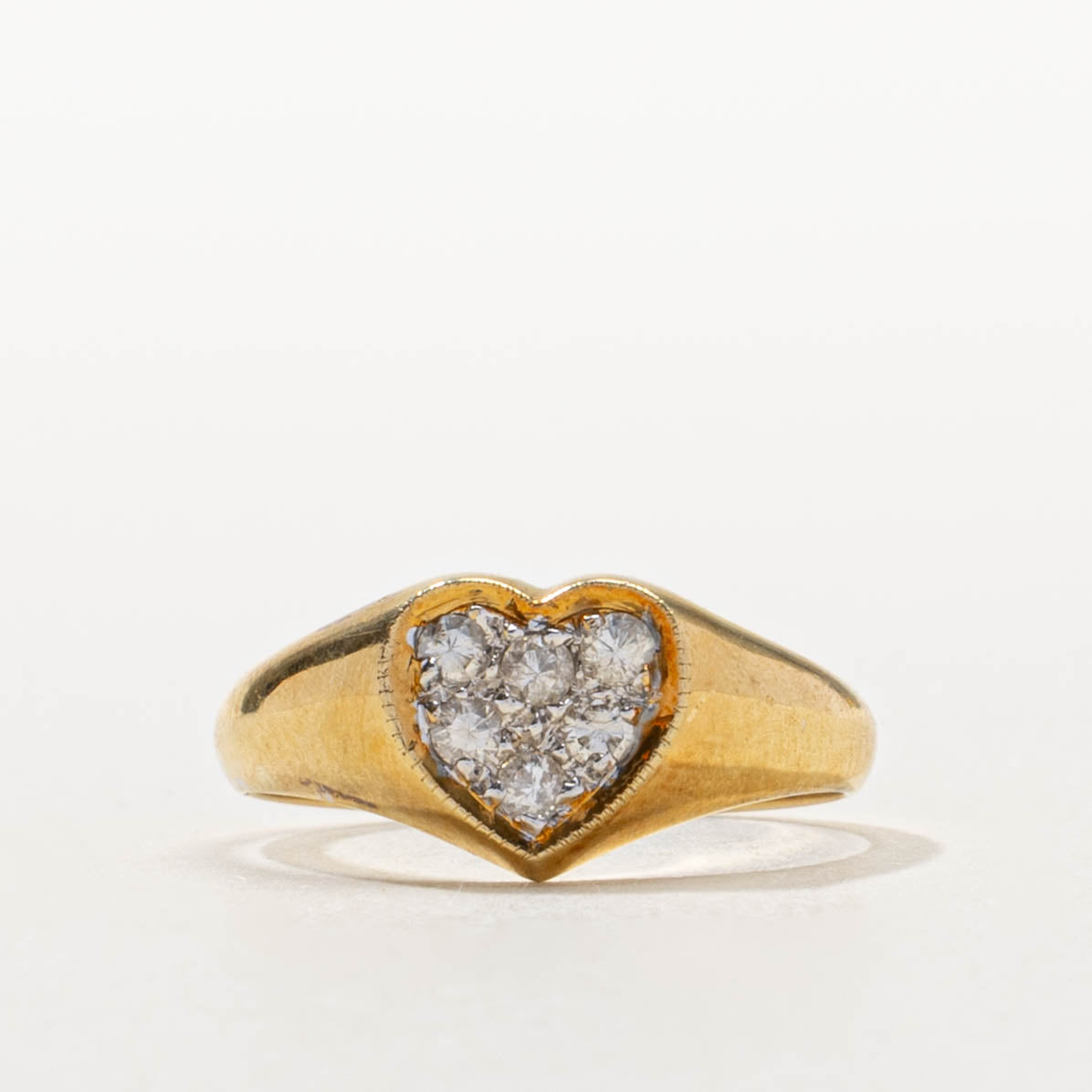 18k Diamond Heart Cluster Signet Ring | SZ 4.5