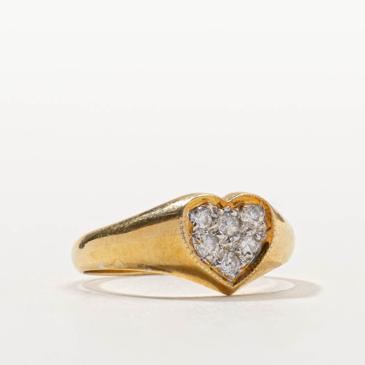 18k Diamond Heart Cluster Signet Ring | SZ 4.5