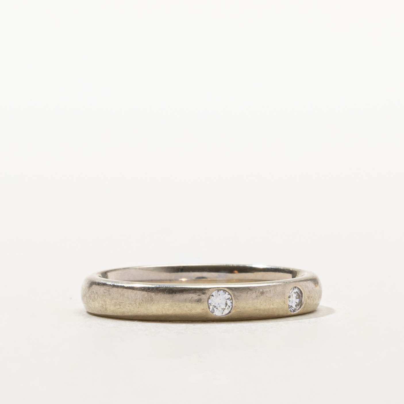 18k Flush Set Two Stone Diamond Band | 2.94mm | SZ 5.25