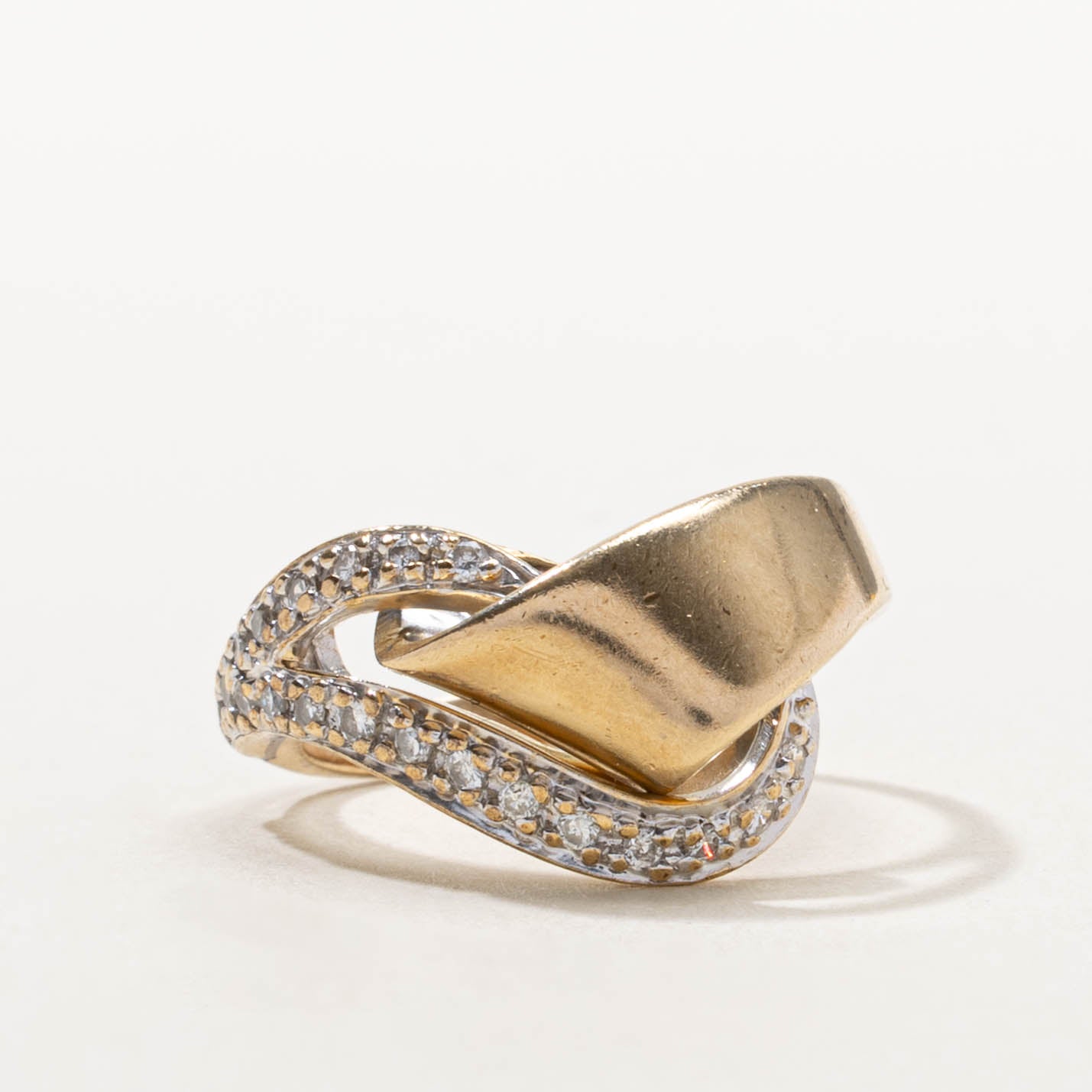 14k Diamond Accent Abstract Ring | SZ 5.5