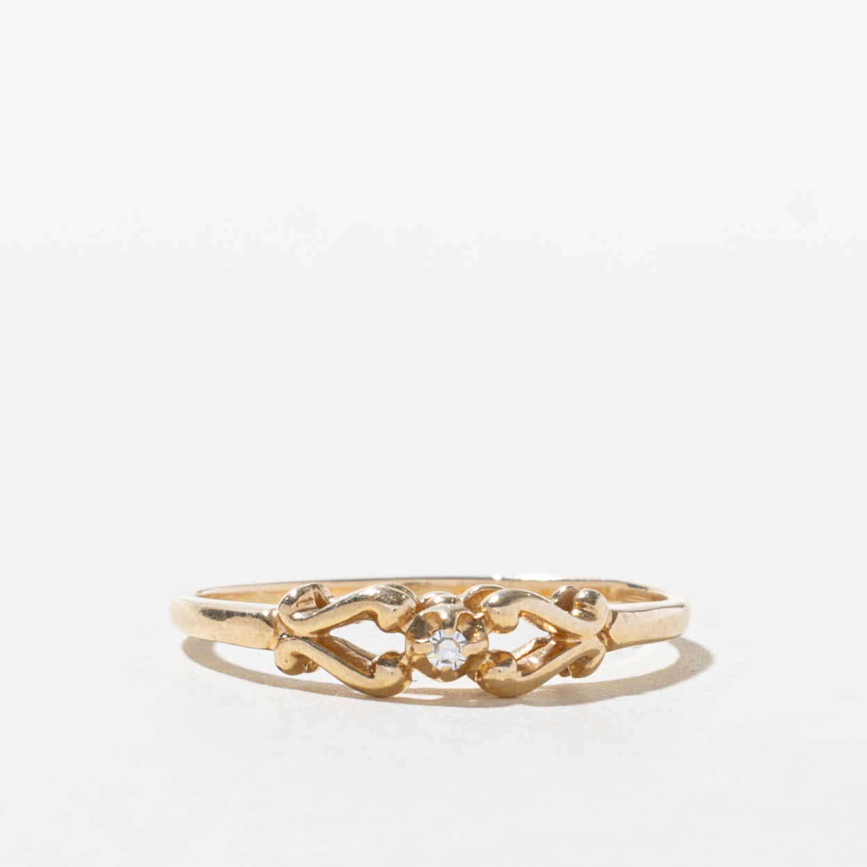 10k Diamond Ornate Petite Ring | SZ 6