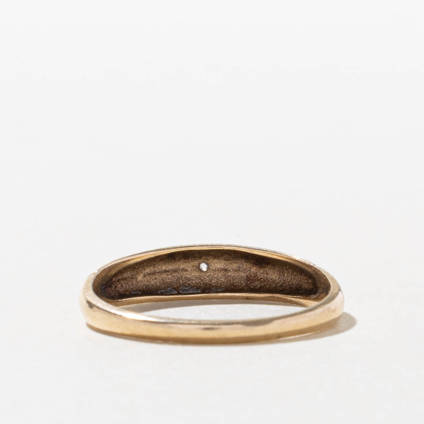 10k Star Set Diamond Petite Dome Ring | SZ 6