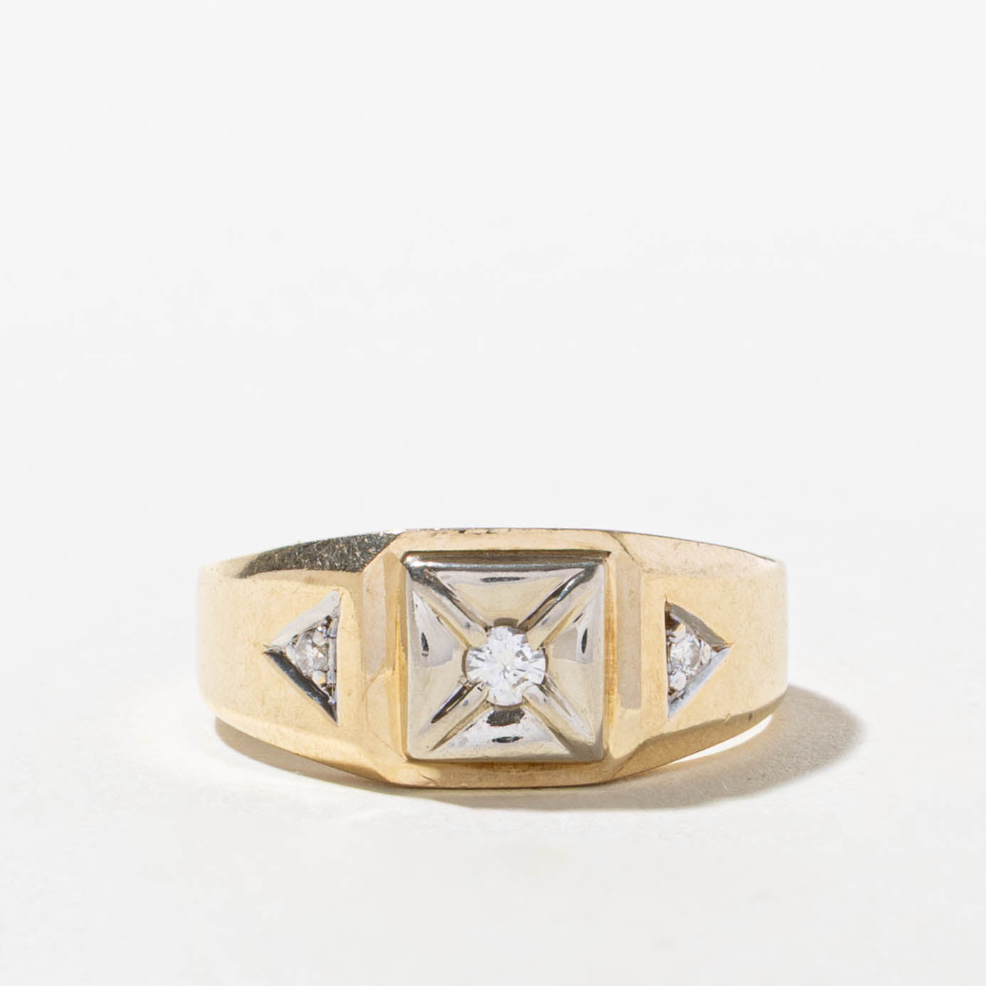 10k Retro Illusion Set Diamond Ring | SZ 8.75