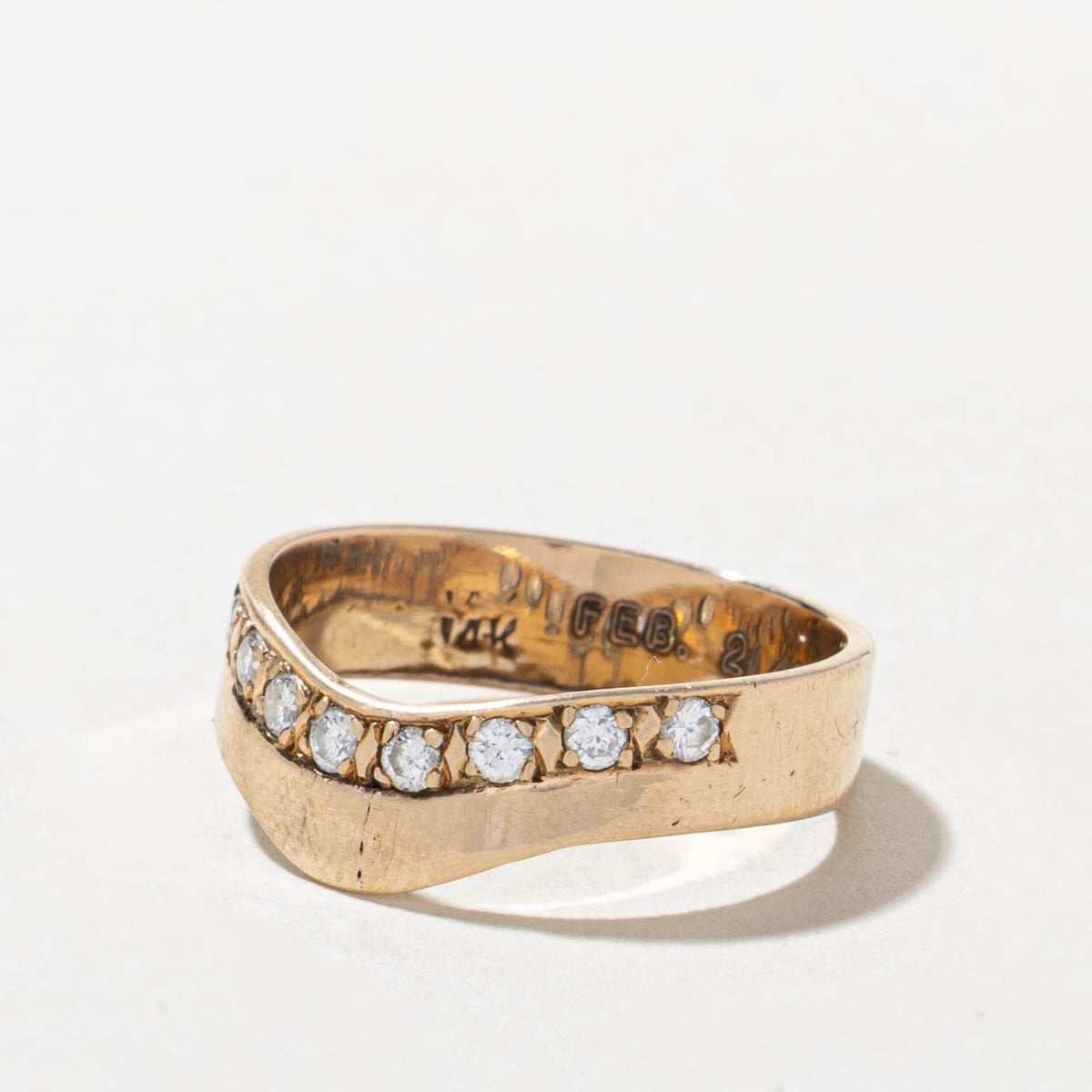 14k Semi Eternity Diamond Contour Band | SZ 5.75