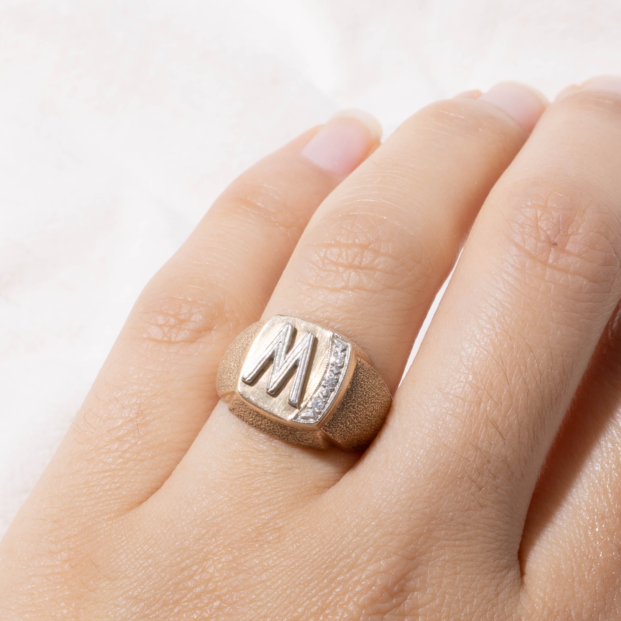 10k Diamond "W" Initial Textured Signet Ring | SZ 6.25