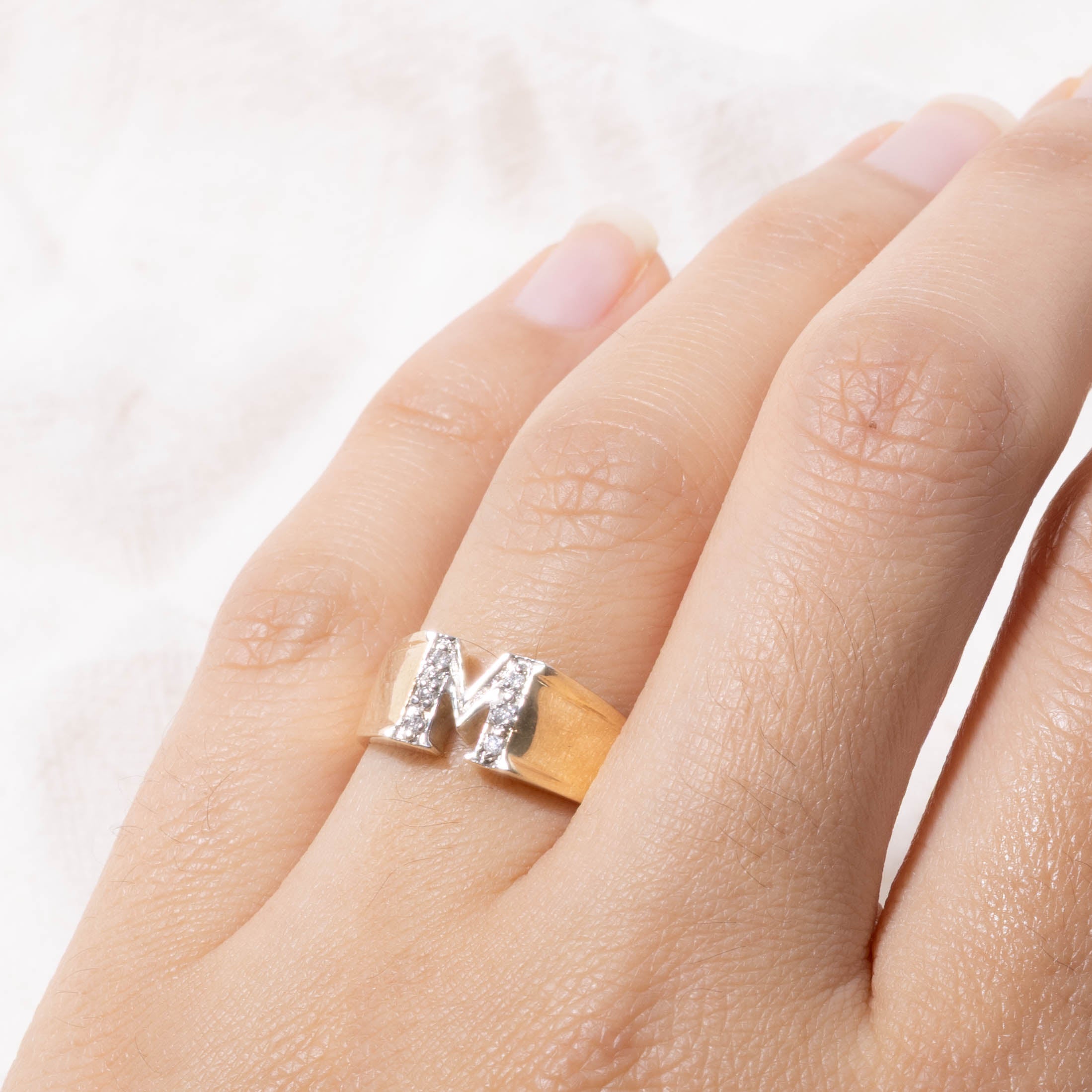 10k Diamond "M" Initial Ring | SZ 7