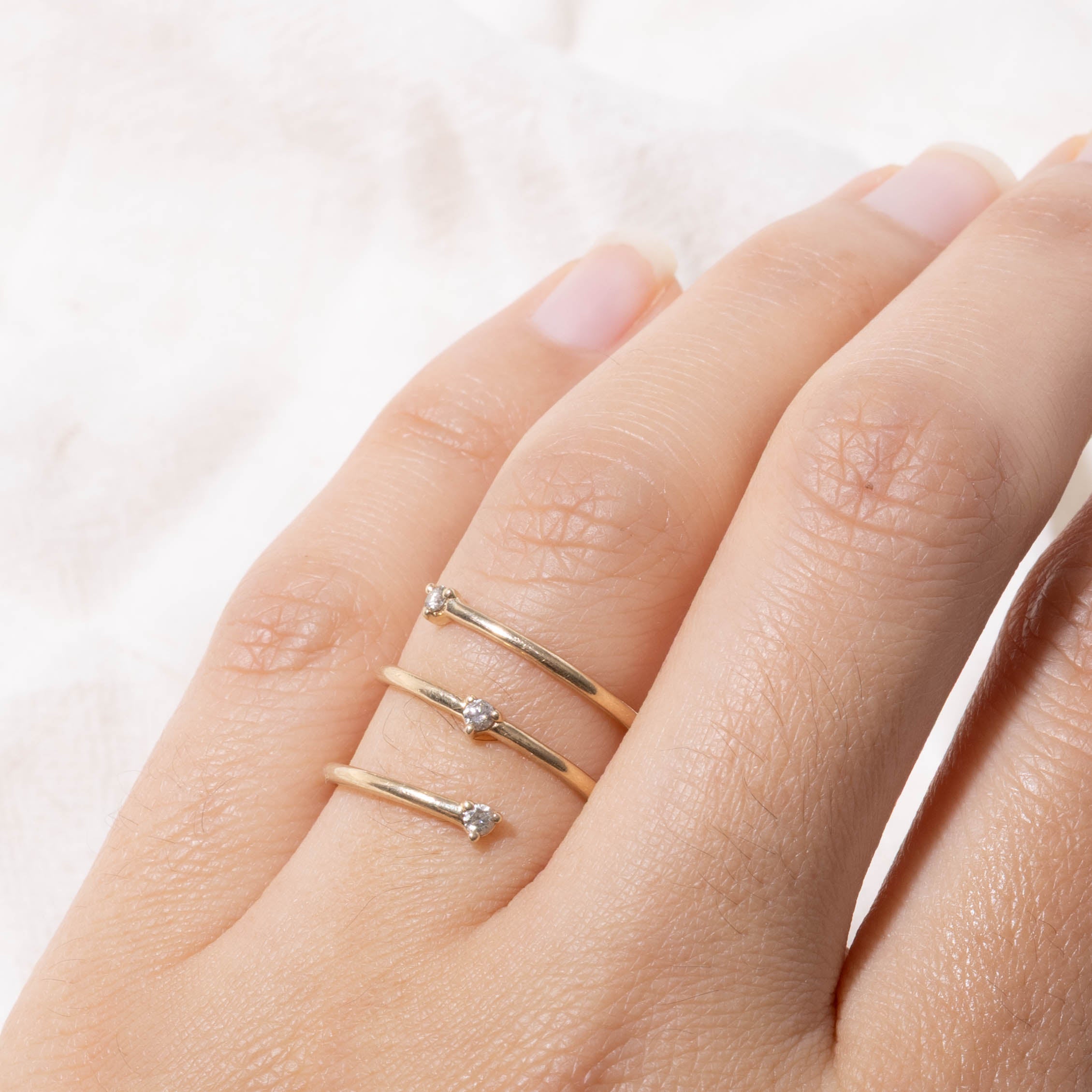 10k Diamond Spiral Wrap Ring | SZ 6.75