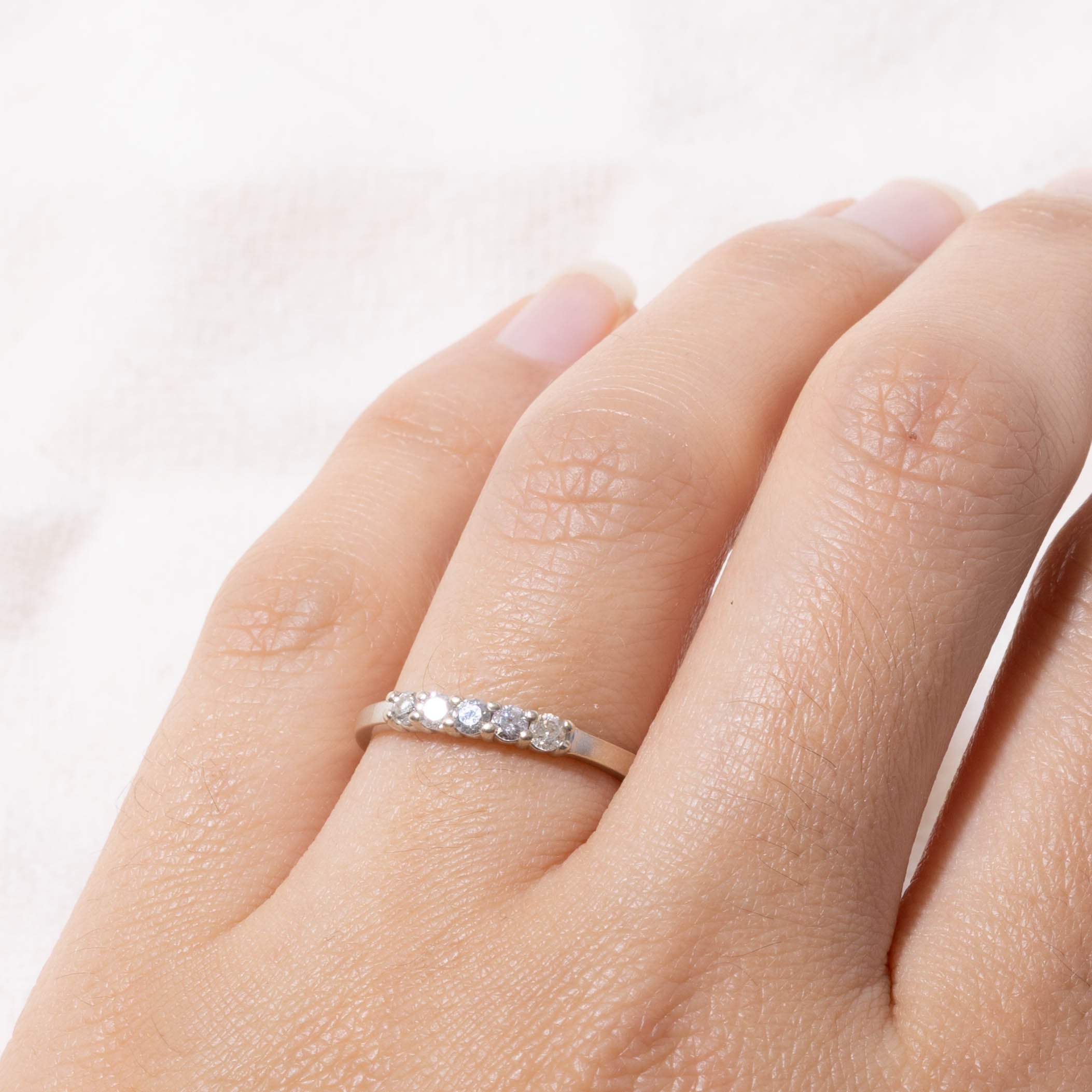 14k Five Stone Diamond Band | SZ 6.75