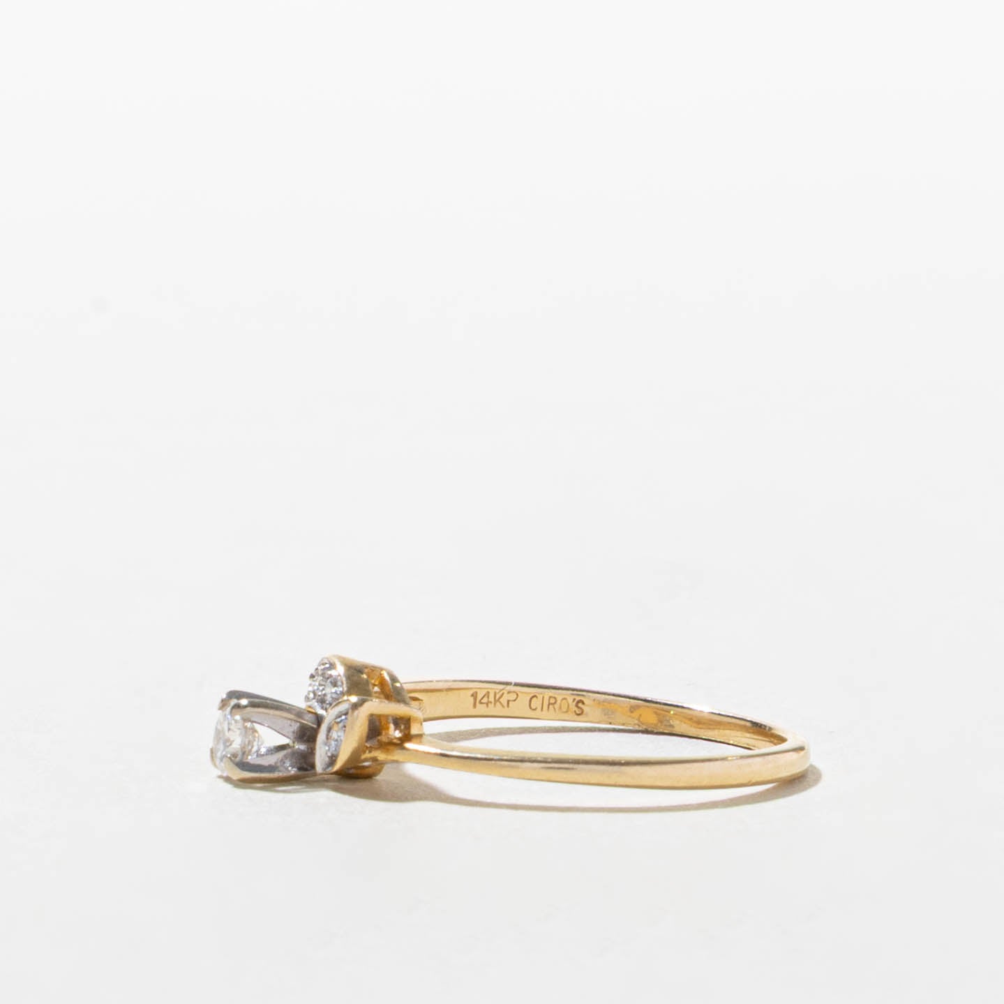 14k High Set Diamond Floral Accented Petite Ring | SZ 5.5